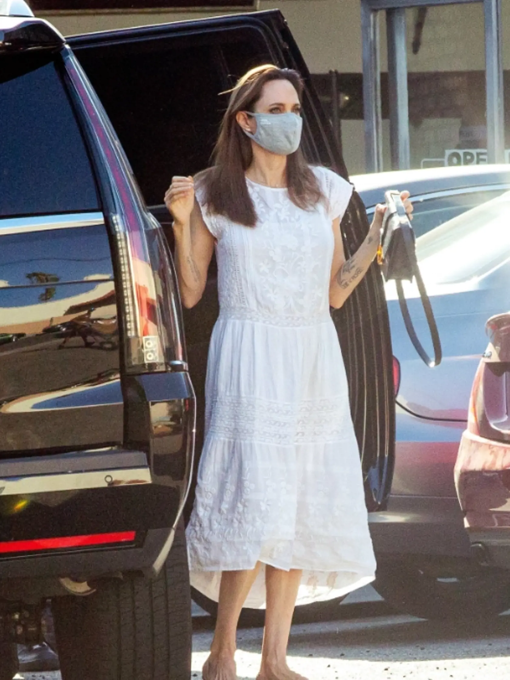 Angelina Jolie na babskej jazde s 11-ročnou dcérou Vivienne.
