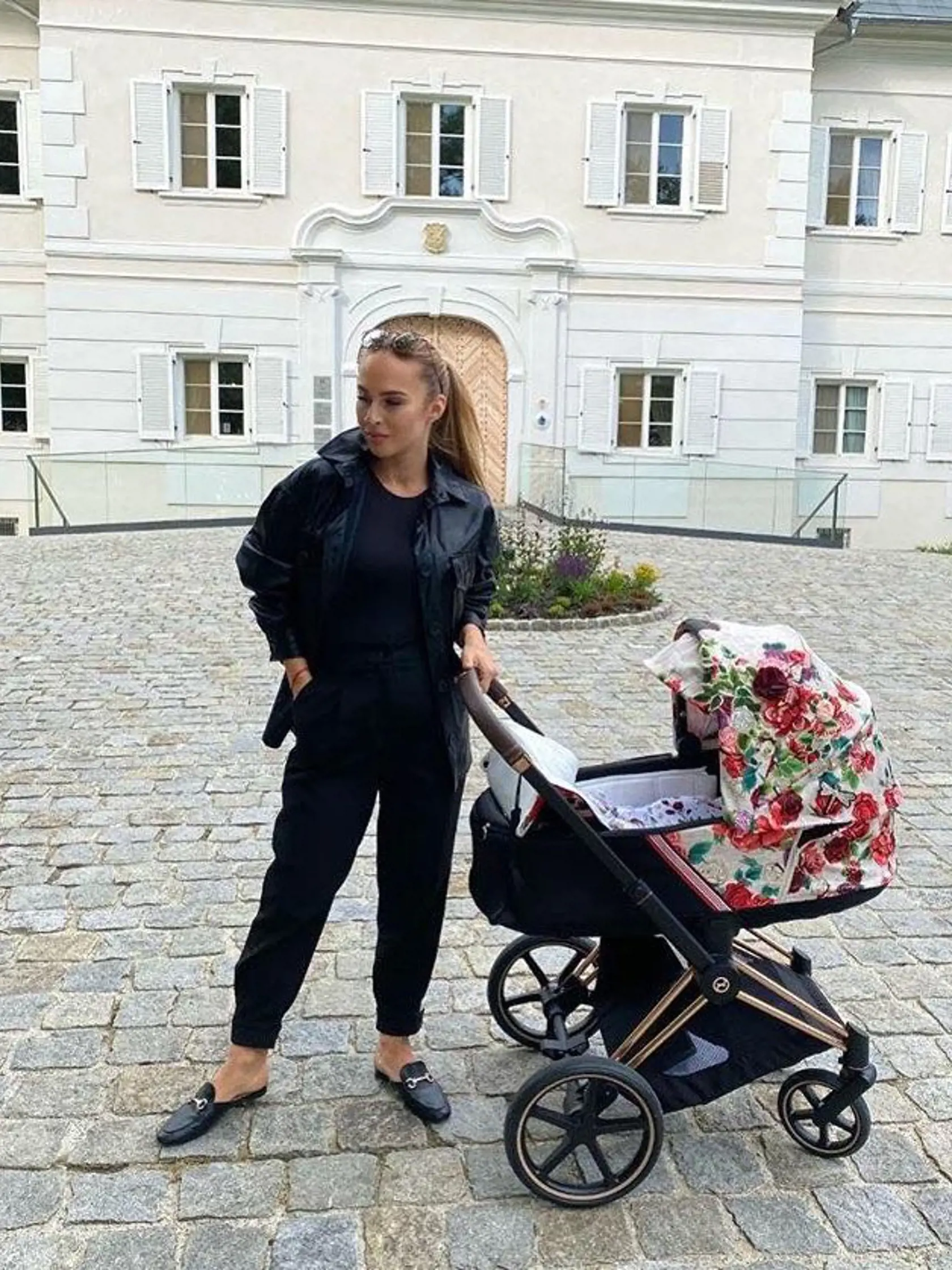 Mamina Lucia Mokráňová má krátko po pôrode postavu, akoby ani nerodila.