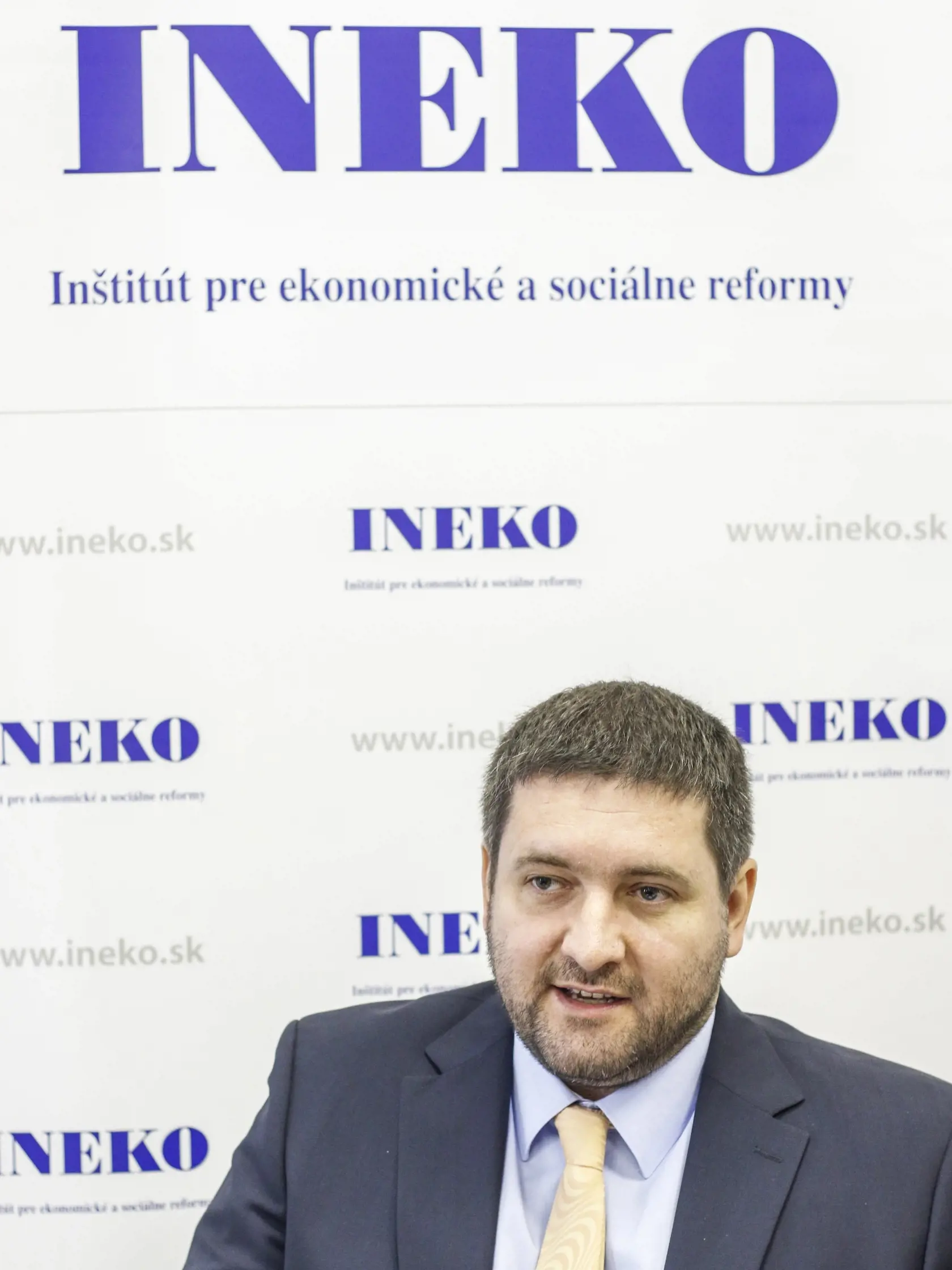 Analytik Inštitútu pre ekonomické a sociálne reformy (INEKO) Dušan Zachar