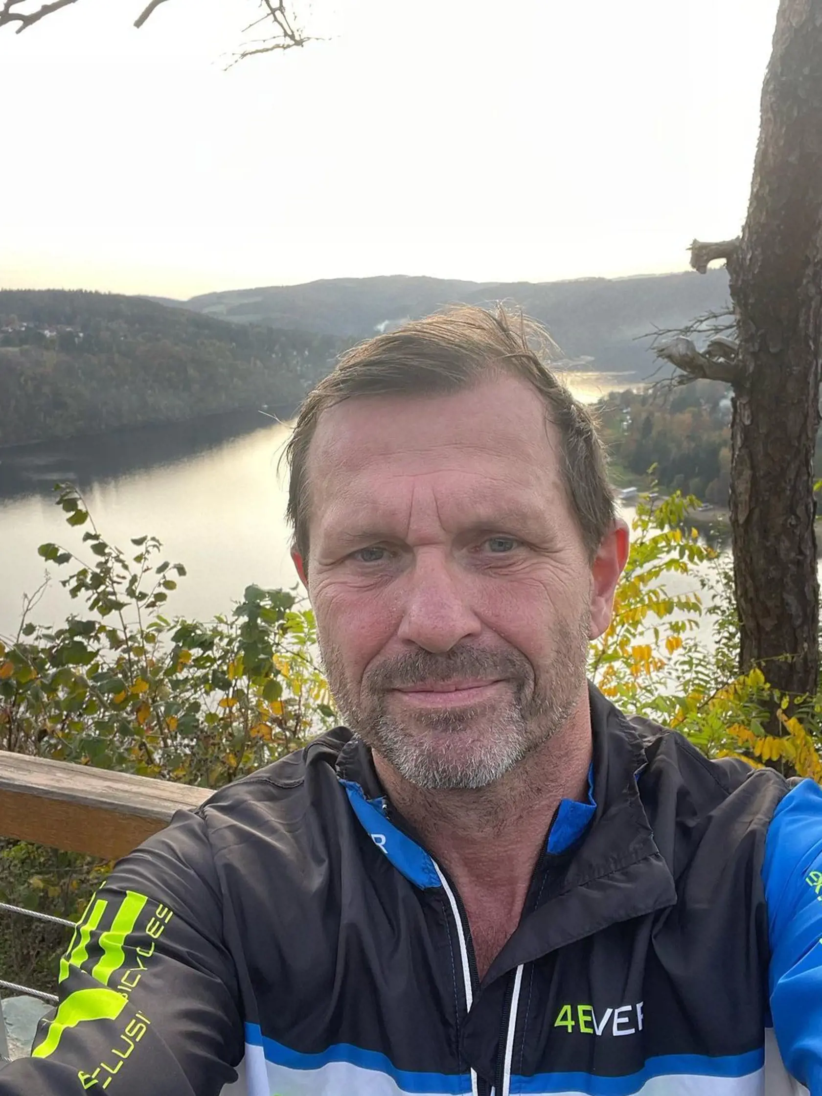 Jaromír Soukup doplatil na bicyklovanie, s úrazom skončil v nemocnici.