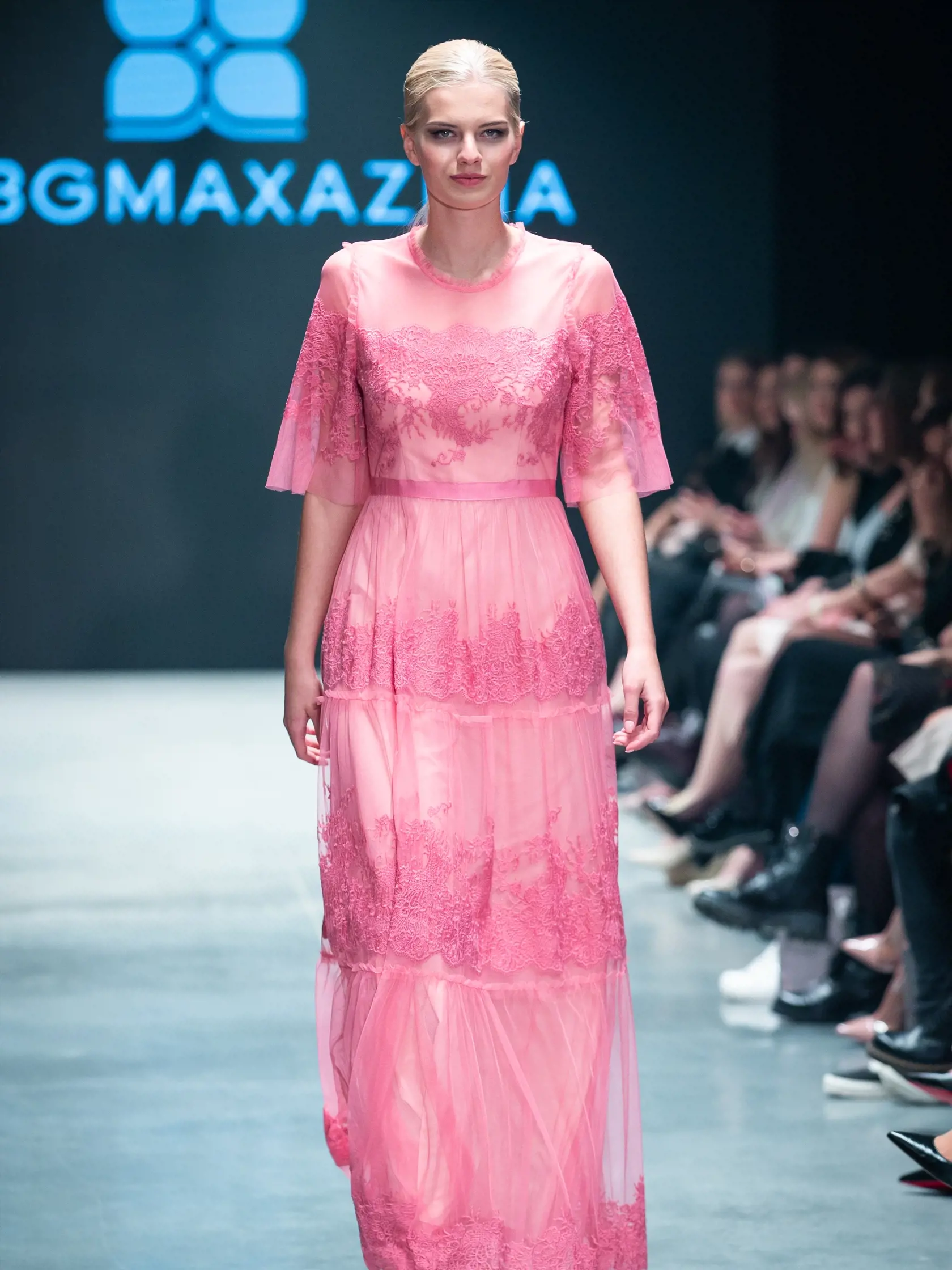 Tretí deň série módnych prehliadok pod názvom "Eurovea Fashion Forward" v Bratislave. Na snímke Dominika Grecová.