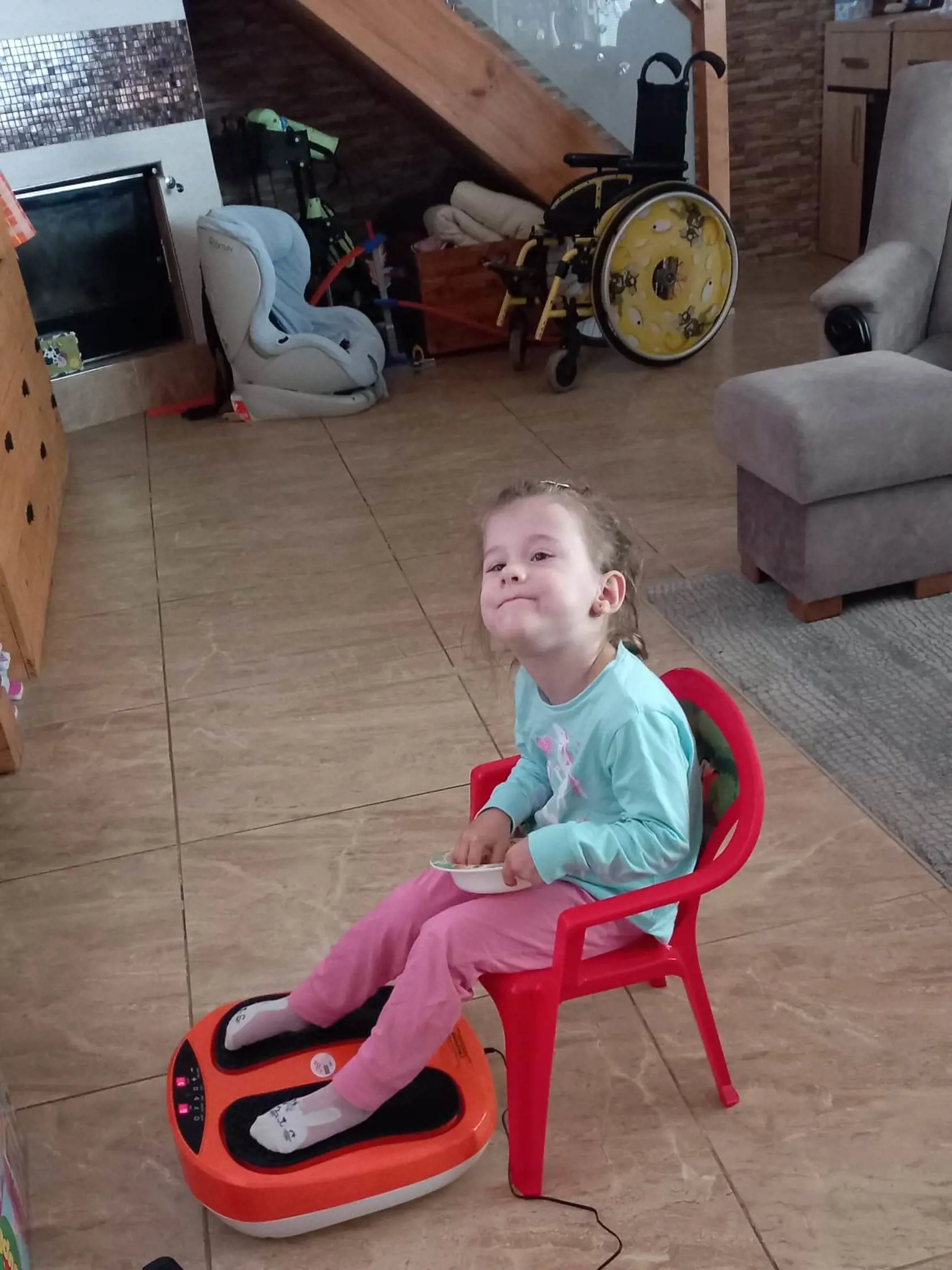 Malá bojovníčka Stelka (5) má odvážne sny. Rodičom robí nesmiernu radosť.