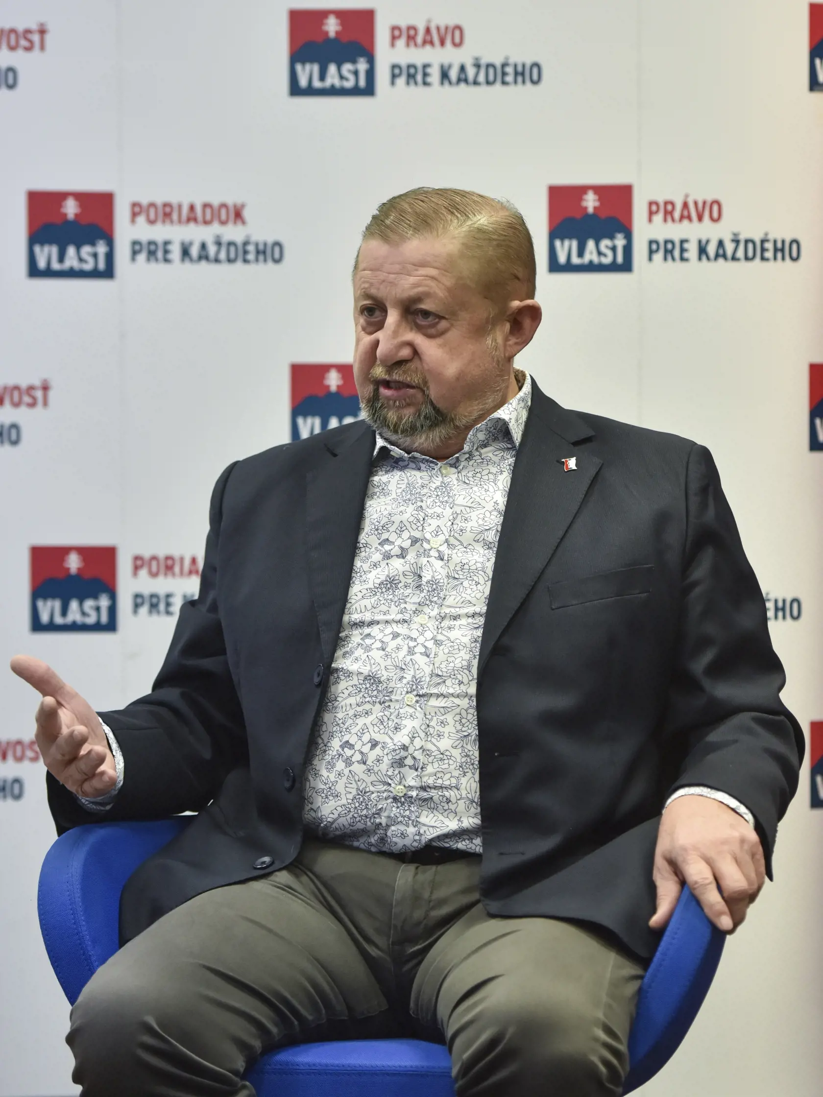 Slota povedal, že voliť by mali ľudia Štefana Harabina.