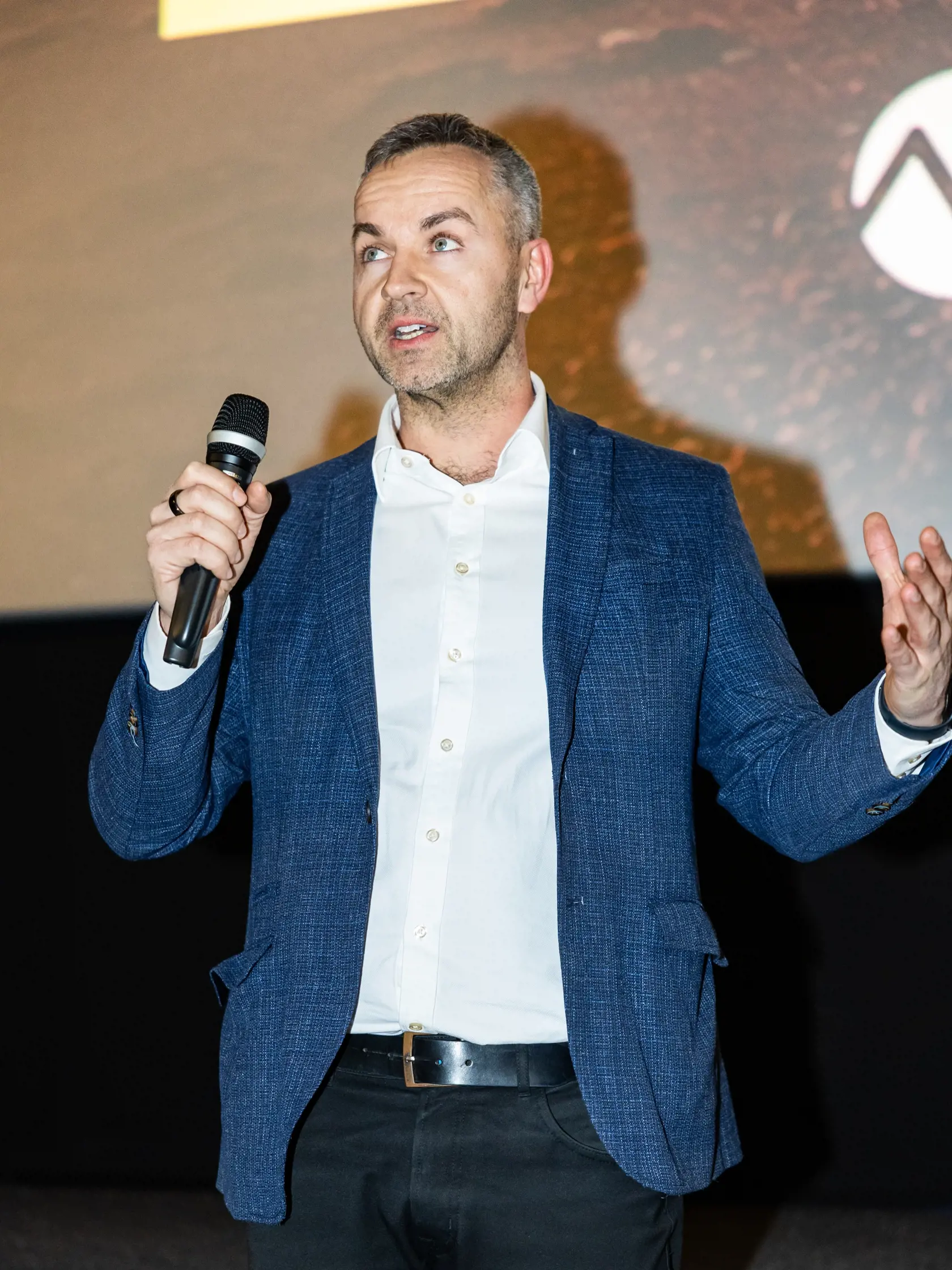 Premiéra seriálu “VINA” v Bratislave. Na snímke Peter Gažík.