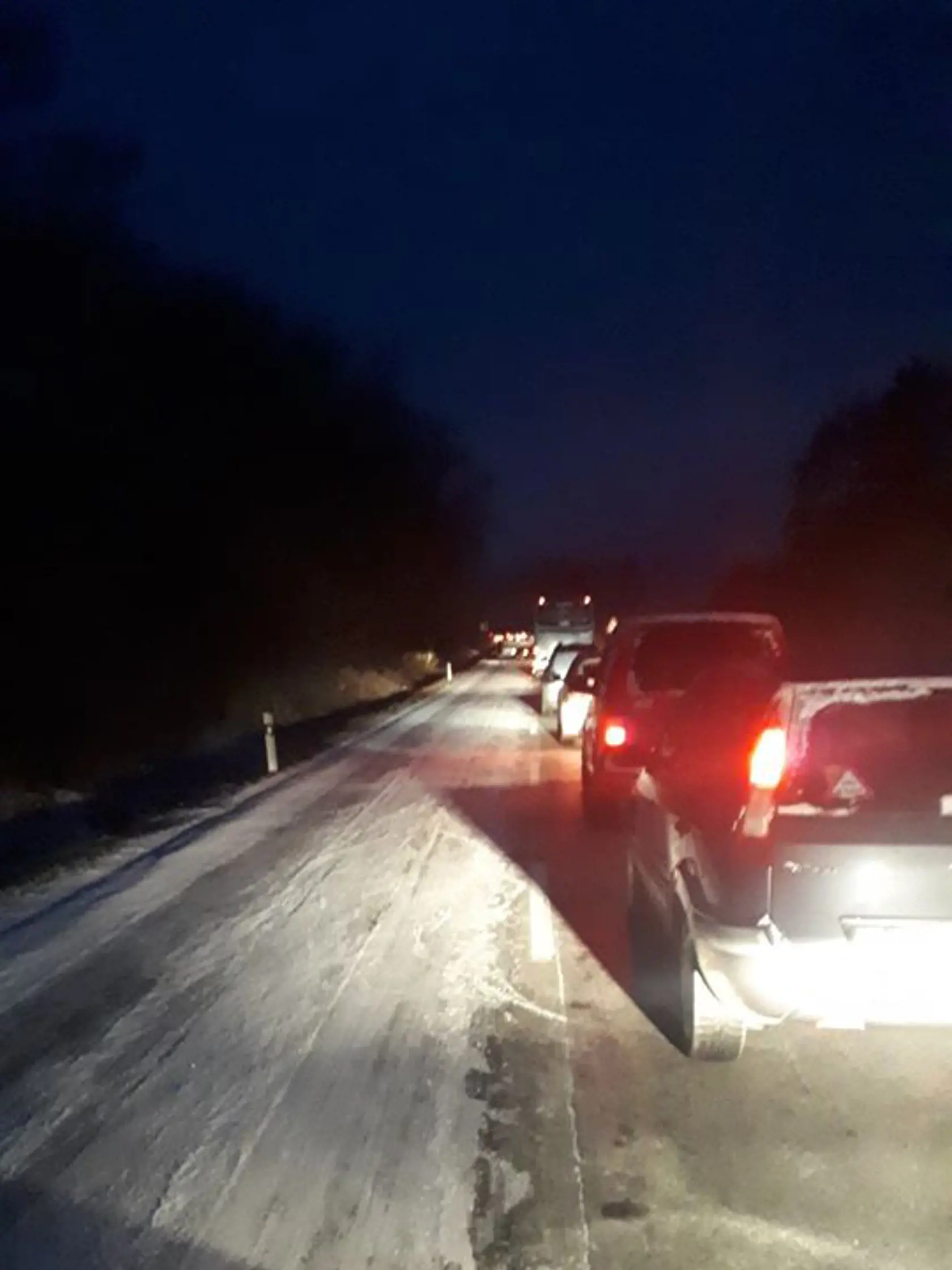 Ranná zápcha medzi Slanským Novým Mestom a Slancom.
