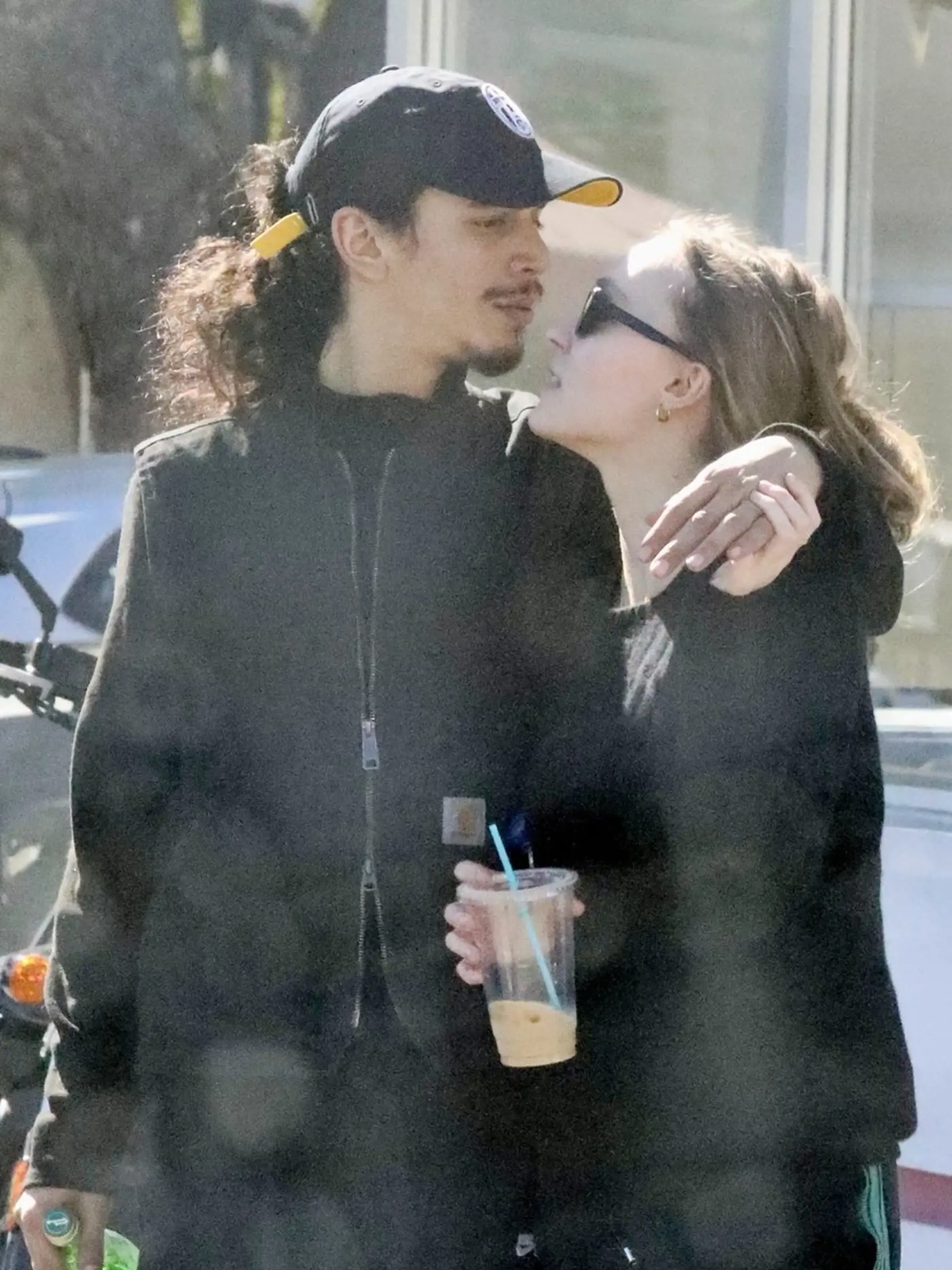 Z dcéry Johnnyho Deppa je už veľká slečna. Takto si užívala voľné chvíle s frajerom.