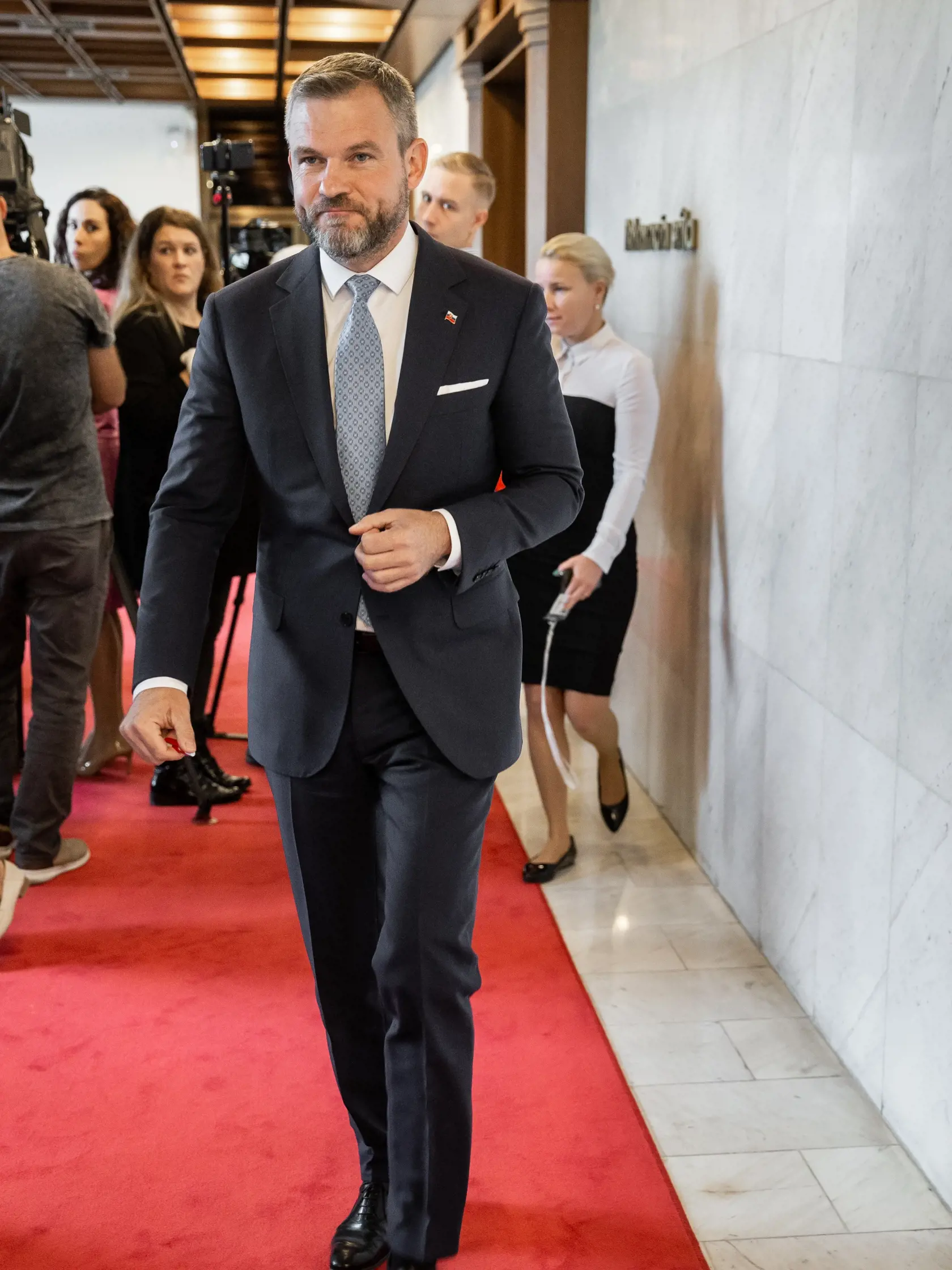 Príchod poslancov na rokovanie Národnej rady Slovenskej republiky v Bratislave. Na snímke Peter Pellegrini.