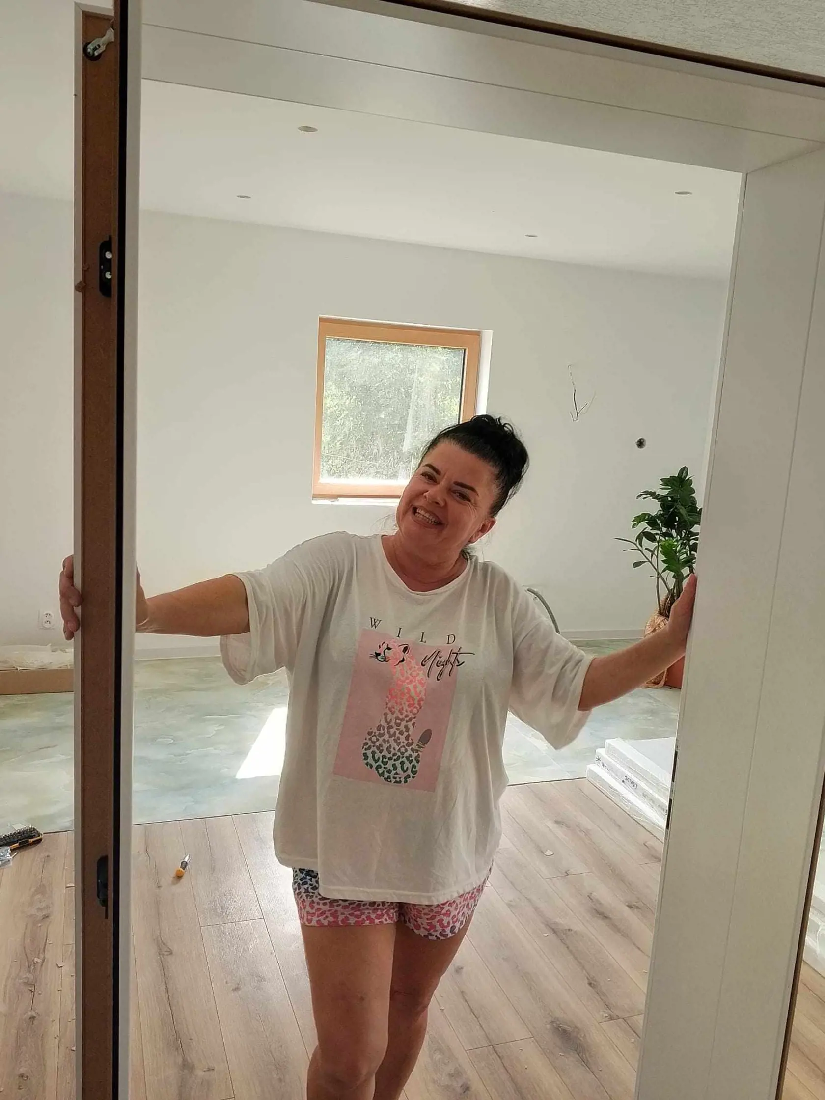 Toto je prekvapenie! Okrem toho, že je obľúbenou speváčkou, Jadranka Handlovská (57) sa vo svojom voľnom čase venuje aj manuálnej práci, pričom stavebná činnosť je jej veľmi blízka.