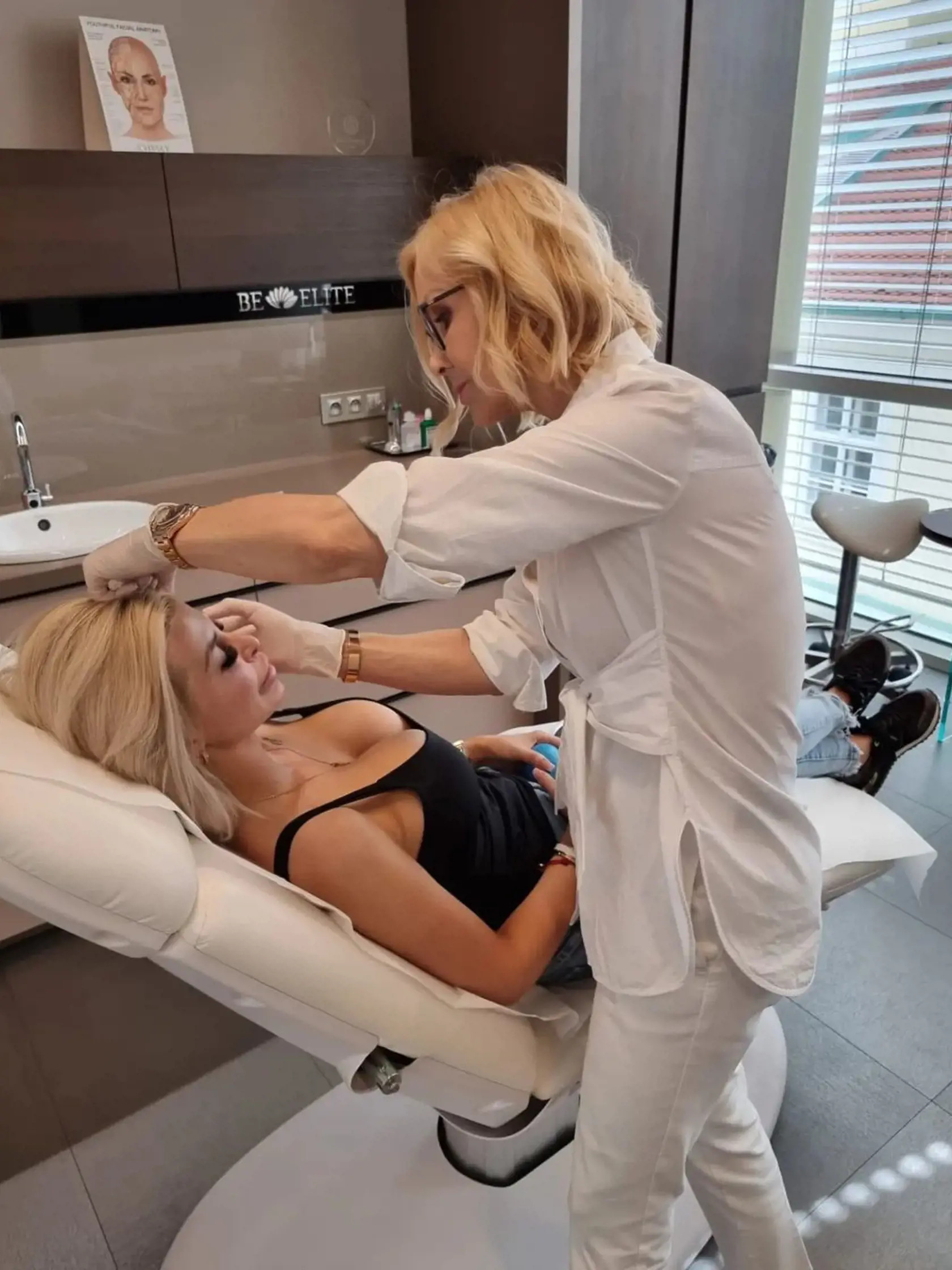 Lela absolvovala desiatky plastických operácií, no tým podľa jej slov už odzvonilo.