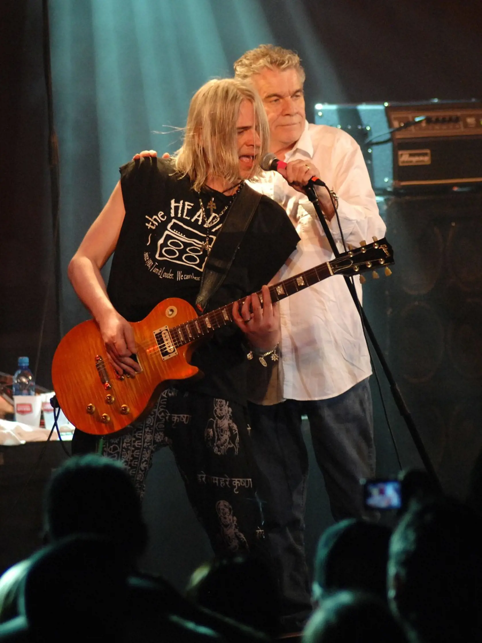 Bývalý spevák skupiny Nazaret a škótska hard-rocková legenda Dan McCafferty zomrel v utorok vo veku 76 rokov. Na stránke tejto hudobnej skupiny na sociálnej sieti Facebook mu vyjadril úctu basgitarista Pete Agnew.