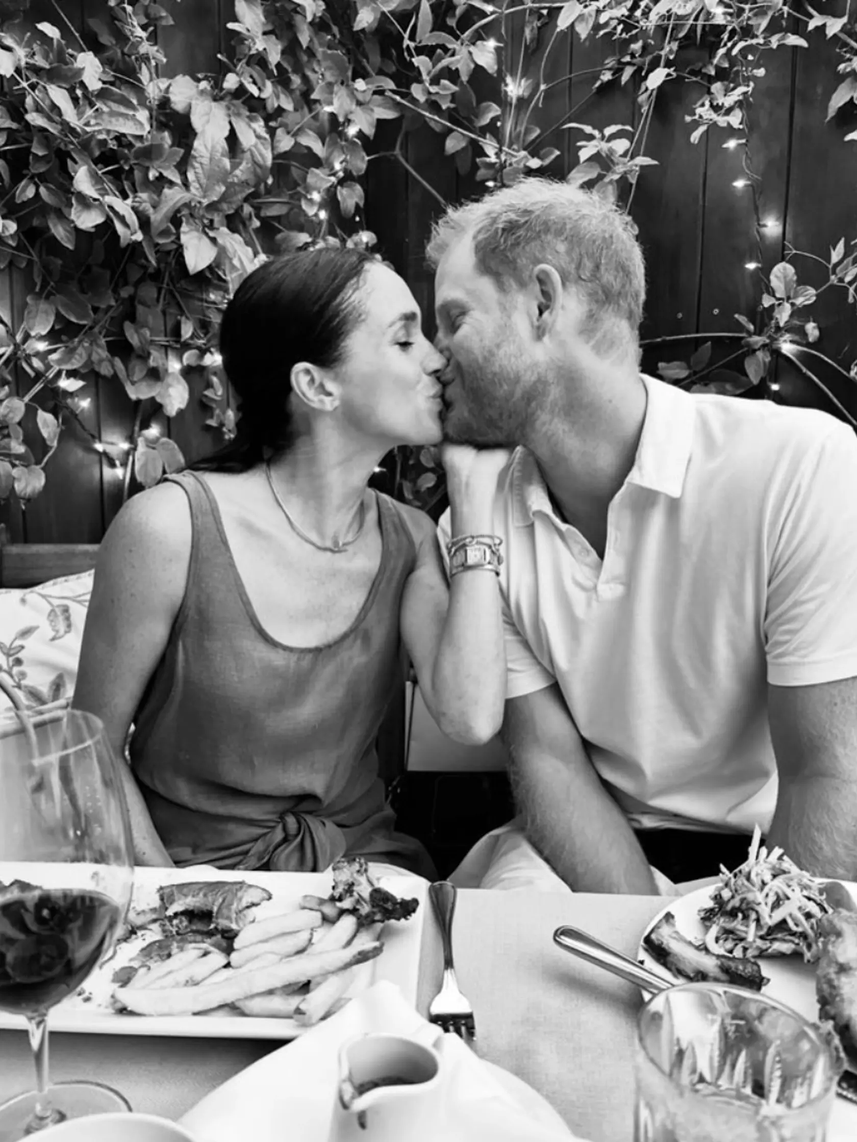 Meghan zverejnila zamilovanú fotku s Harrym na Valentína. 