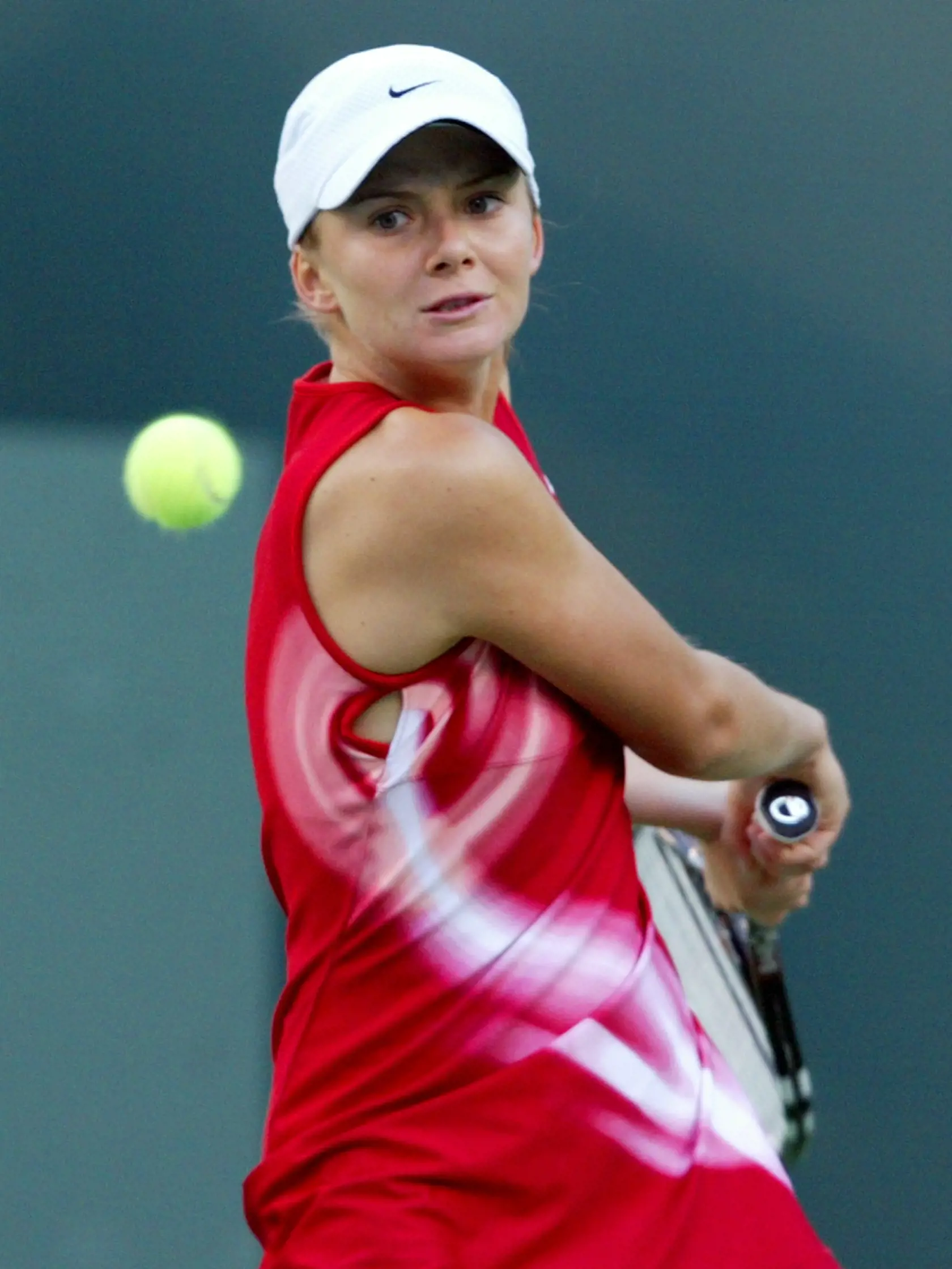 Daniela Hantuchová vo finále Indian Wells 2002 proti Martine Hingisovej.