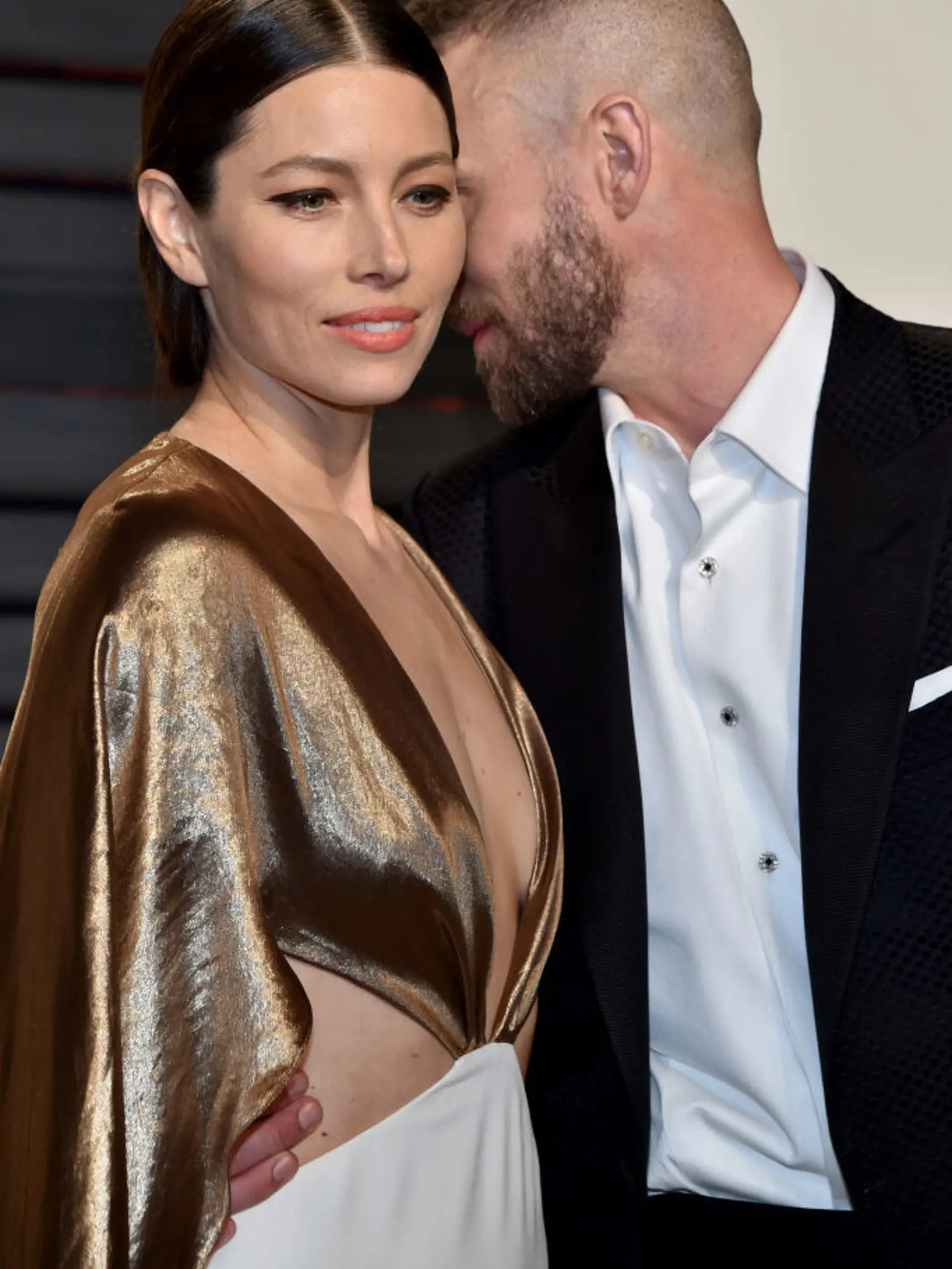 BEVERLY HILLS, CA - FEBRUARY 26:  Actor Jessica Biel (L) and actor-recording artist Justin Timberlake attend the 2017 Vanity Fair Oscar Party hosted by Graydon Carter at Wallis Annenberg Center for the Performing Arts on February 26, 2017 in Beverly Hills, California.  (Photo by Pascal Le Segretain/Getty Images)