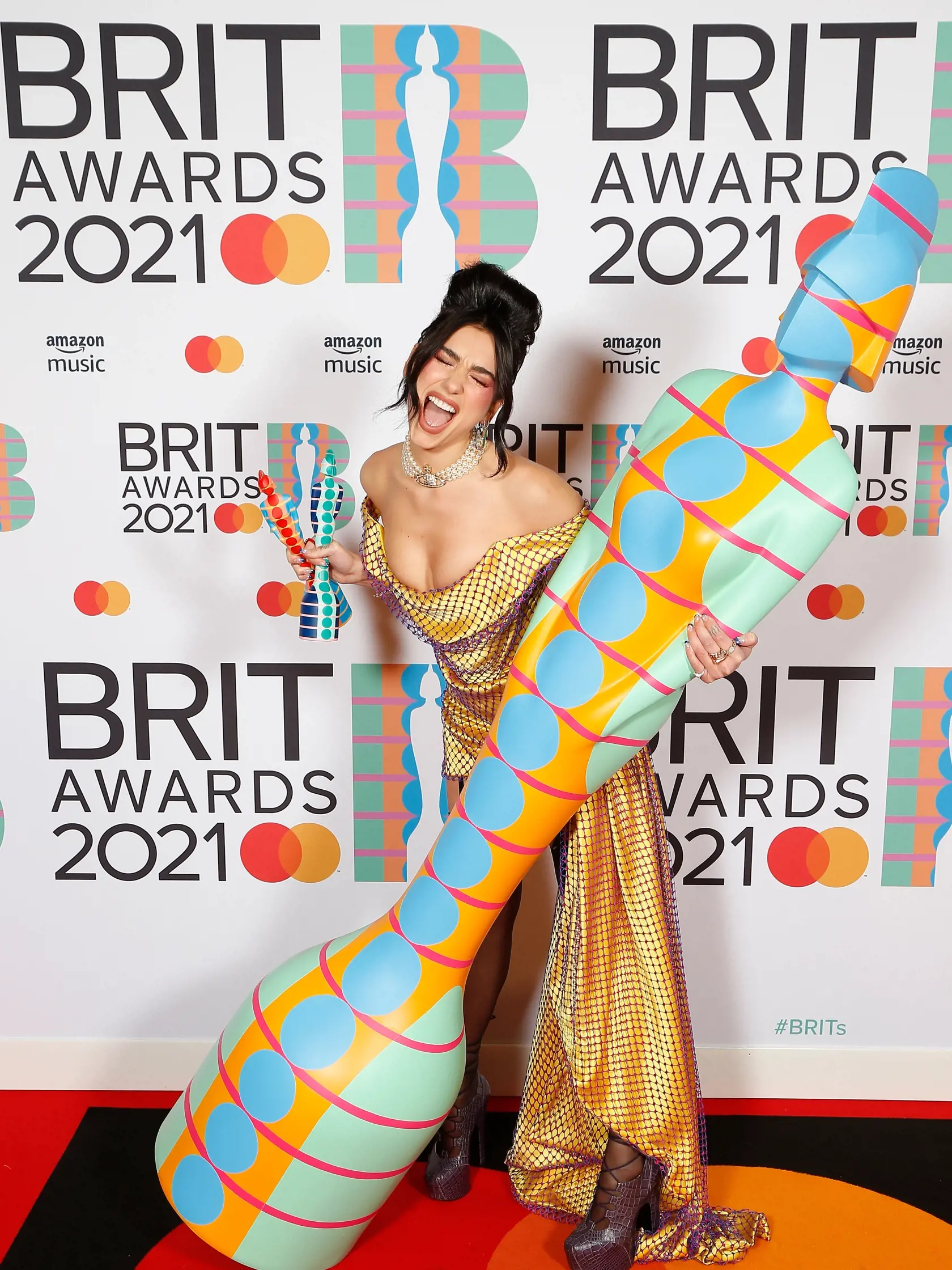 Dua Lipa.