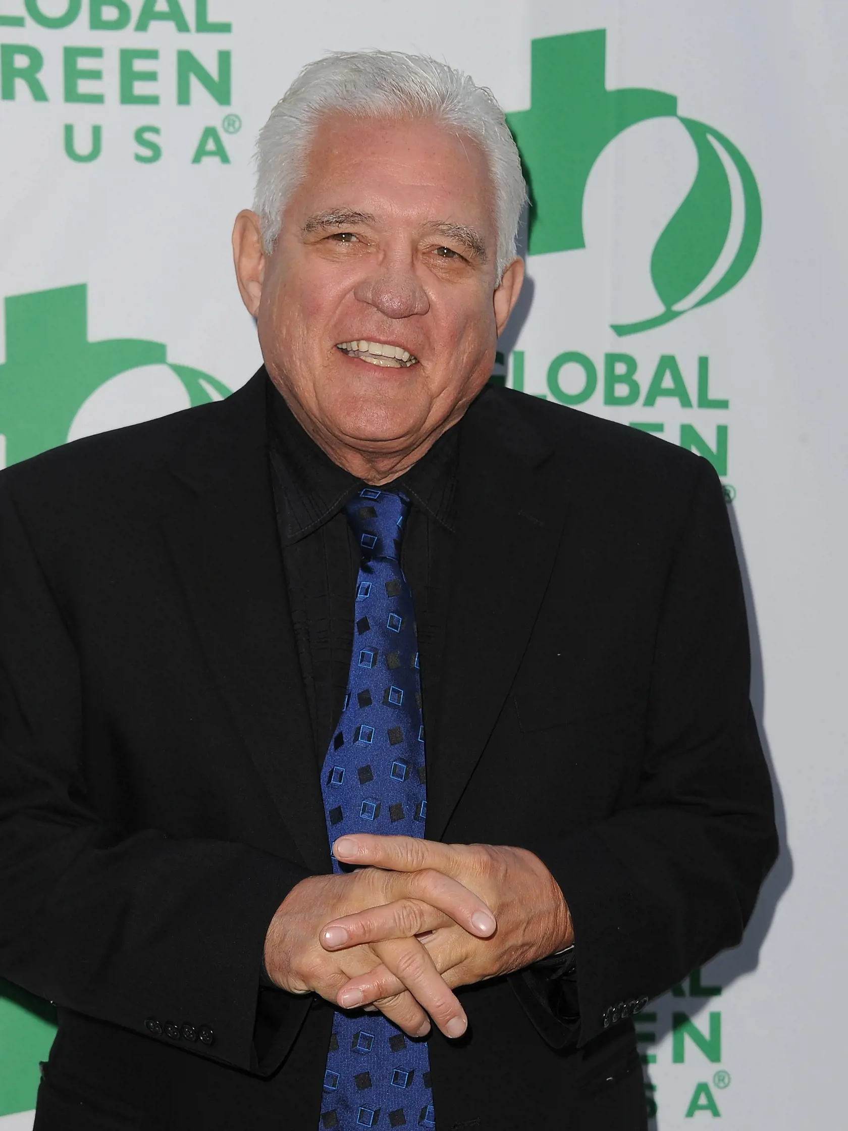 G.W.Bailey (78) ako kapitán Thaddeus Harris. Nepopulárna postava, ktorú nemal nikto rád. Práve kapitán Harris znepríjemňoval život policajným kadetom.