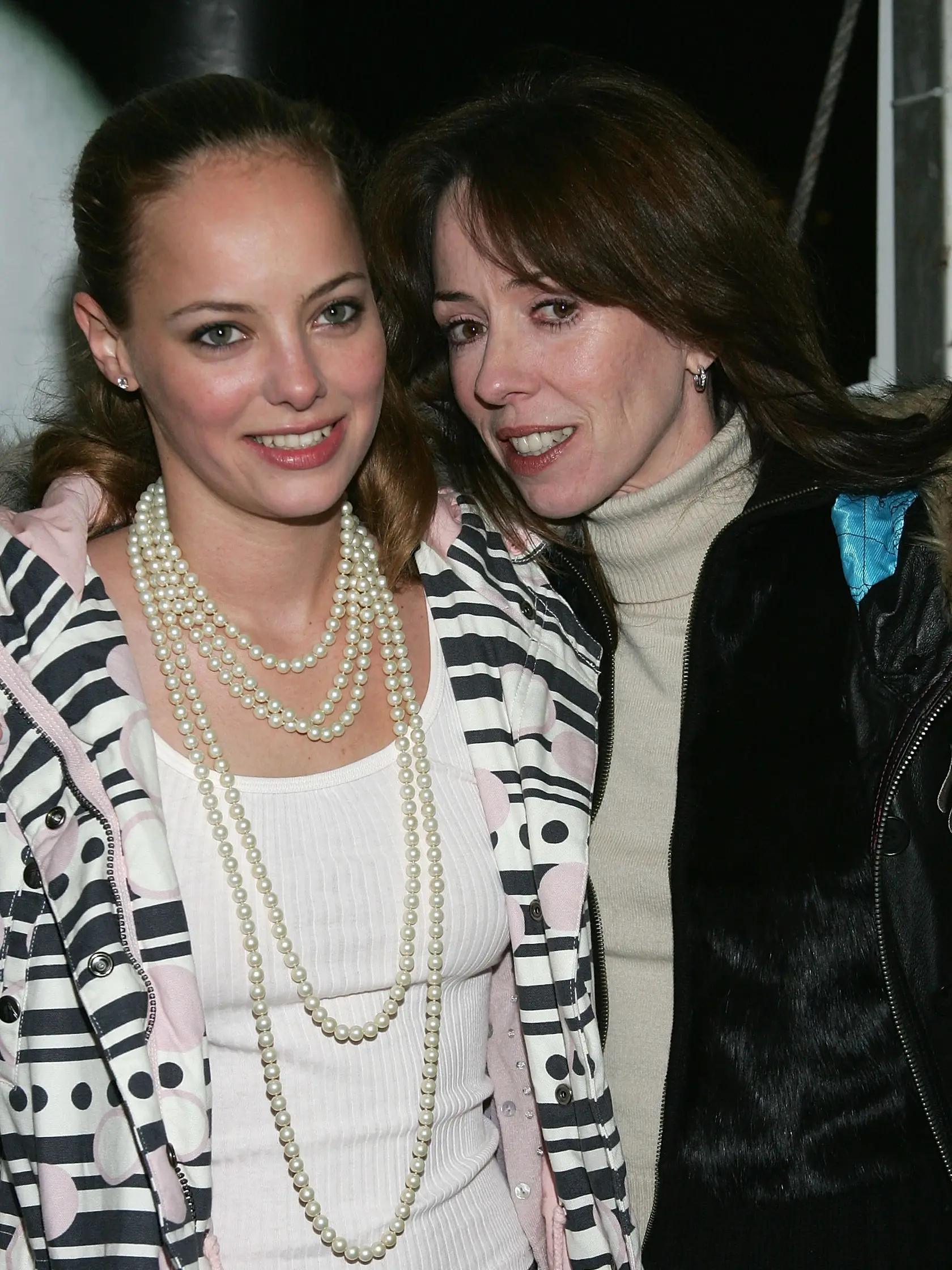 Herečky Bijou Phillips and Mackenzie Phillips v roku 2005