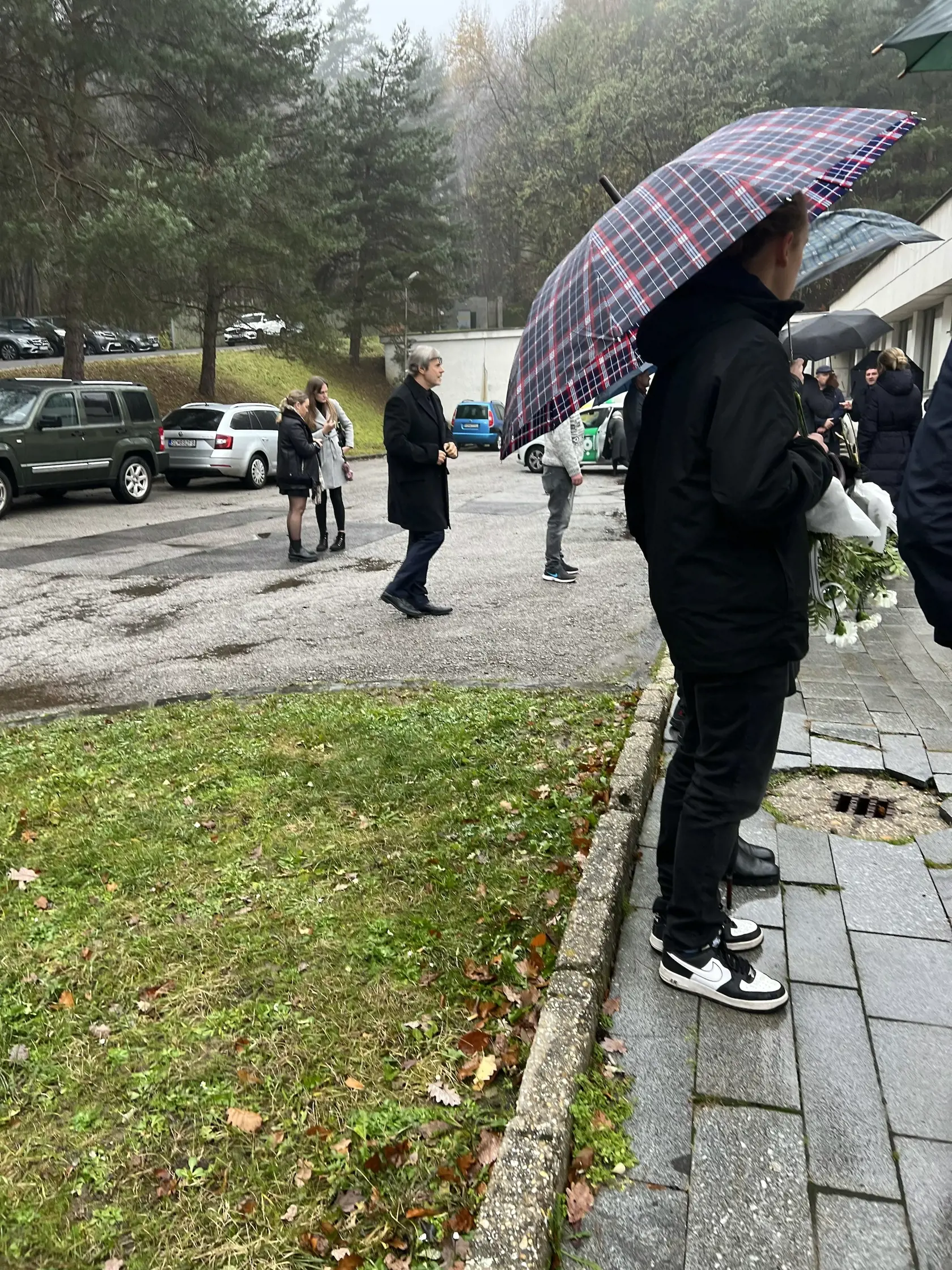 Nechýbali ani viaceré "kapacity" a odborníci nielen z oblasti medicíny, medzi ktorými nechýbal napríklad známy plastický chirurg Dušan Červeň.