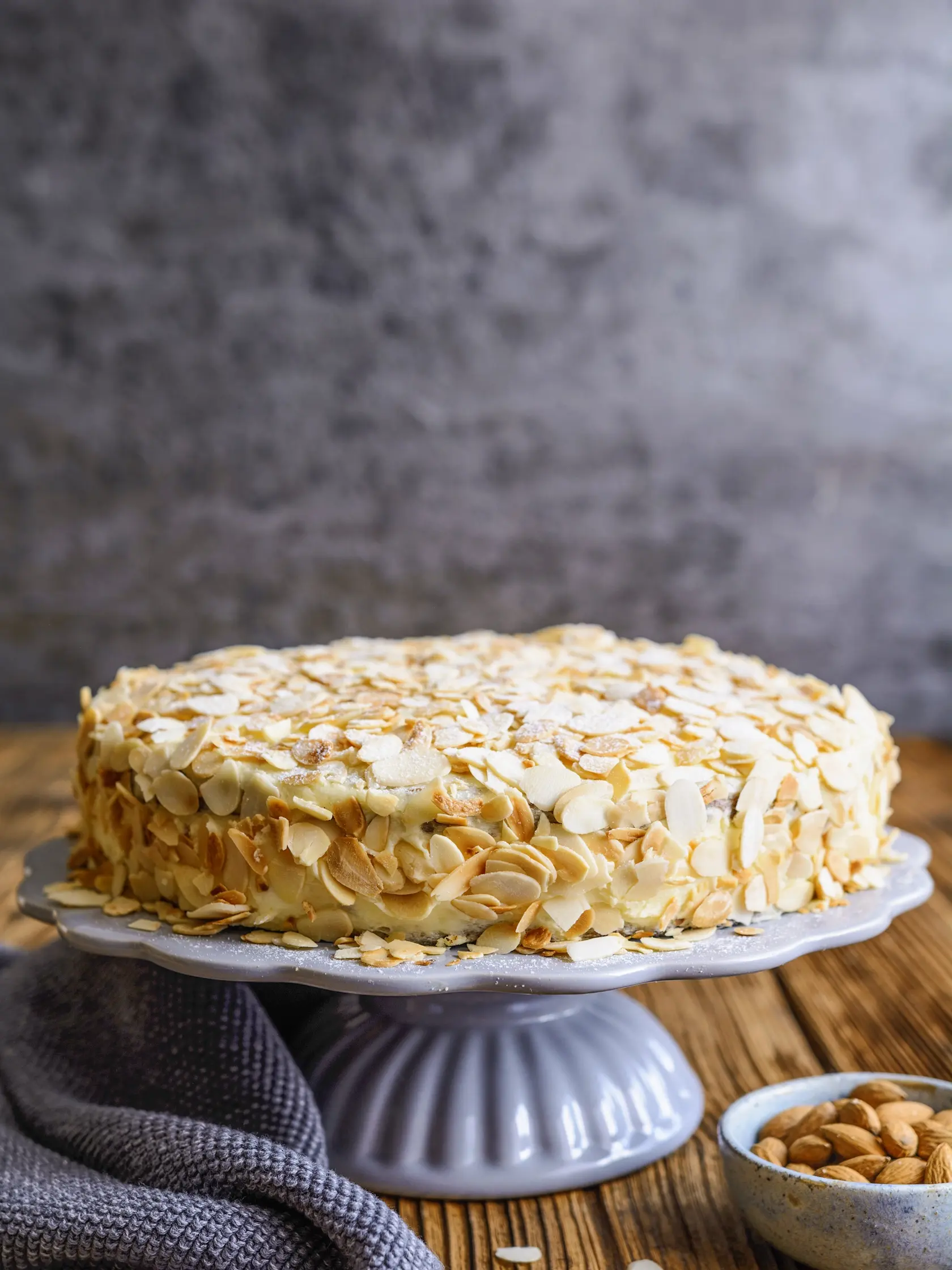 ľahká a lahodná mandľová torta