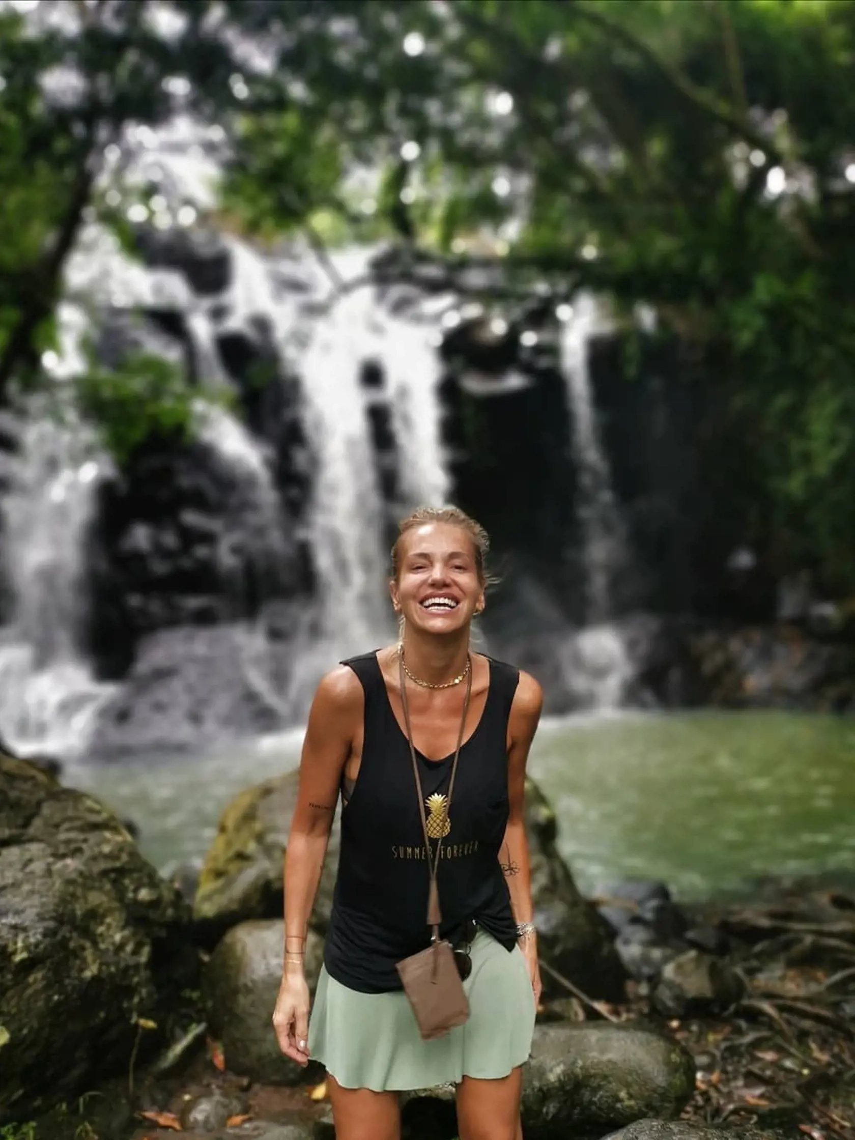 Dara Rolins (46)
