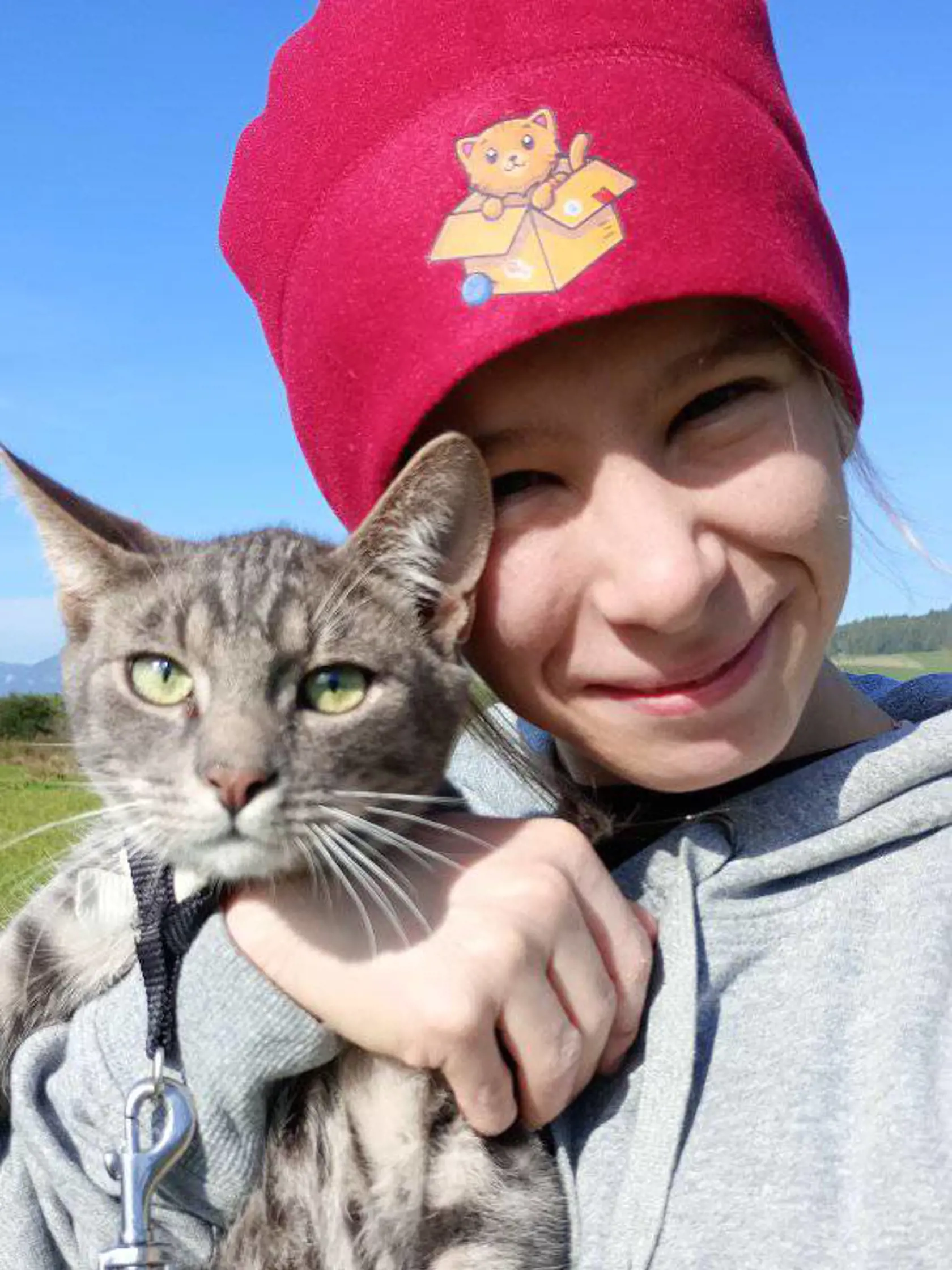 Poskytnutie veterinárnej starostlivosti, miska s jedlom a čerstvou vodou, kúsok voľného miesta a ľudské teplo boli a dodnes sú tým prvoradým, čo pre ne dievčatá zabezpečujú.