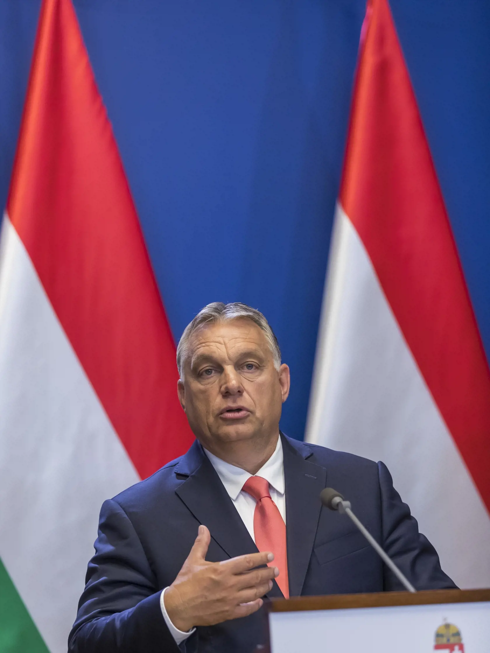na snimke  - Viktor Orbán predseda vlády Maďarska a Igor Matovič predseda vlady SR  na stretnutí v BUDAPEŠŤI