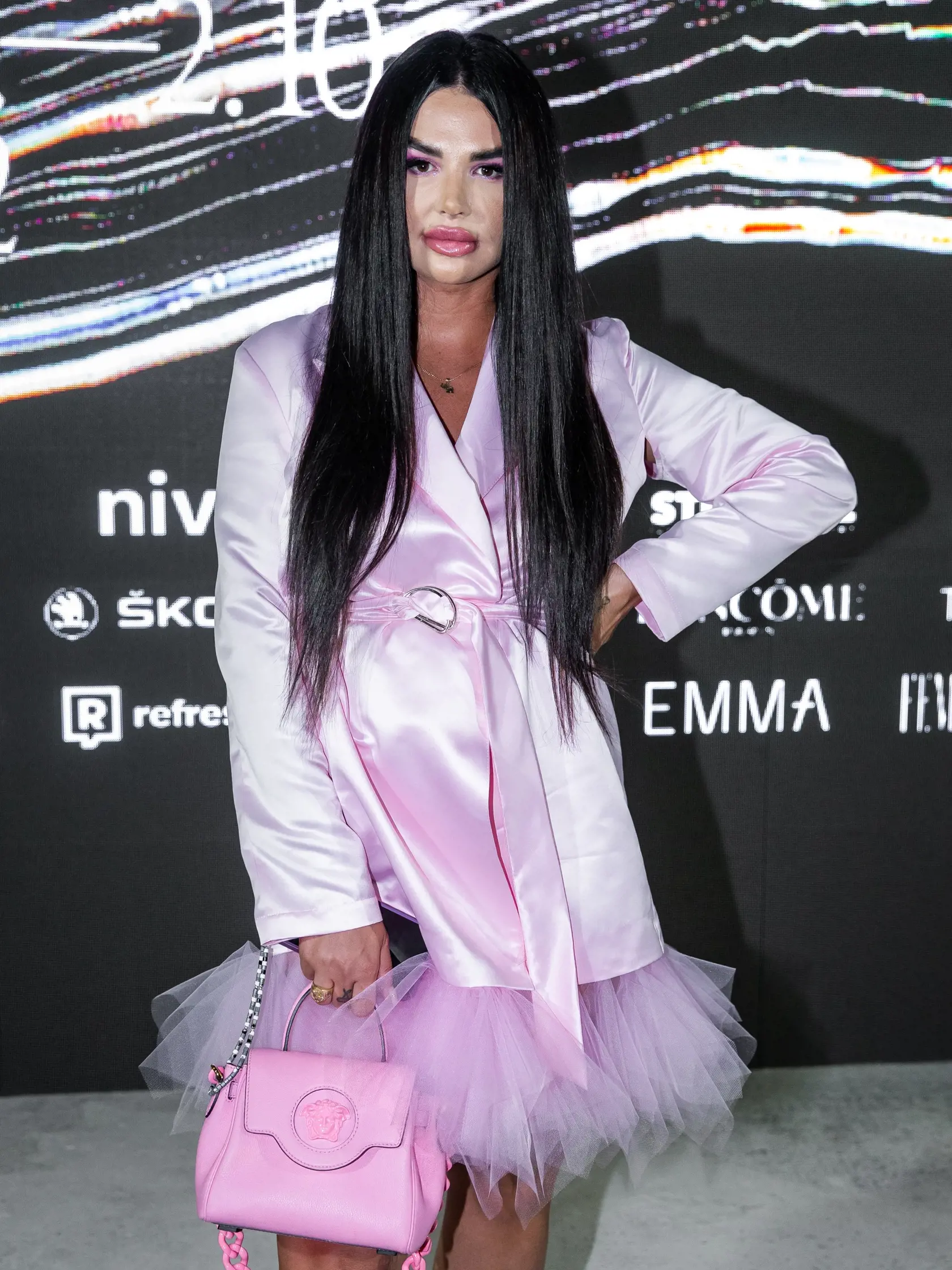 Druhý deň zo série módnych prehliadok pod názvom "Fashion LIVE!" v Bratislave. Na snímke Zuzana Plačková.