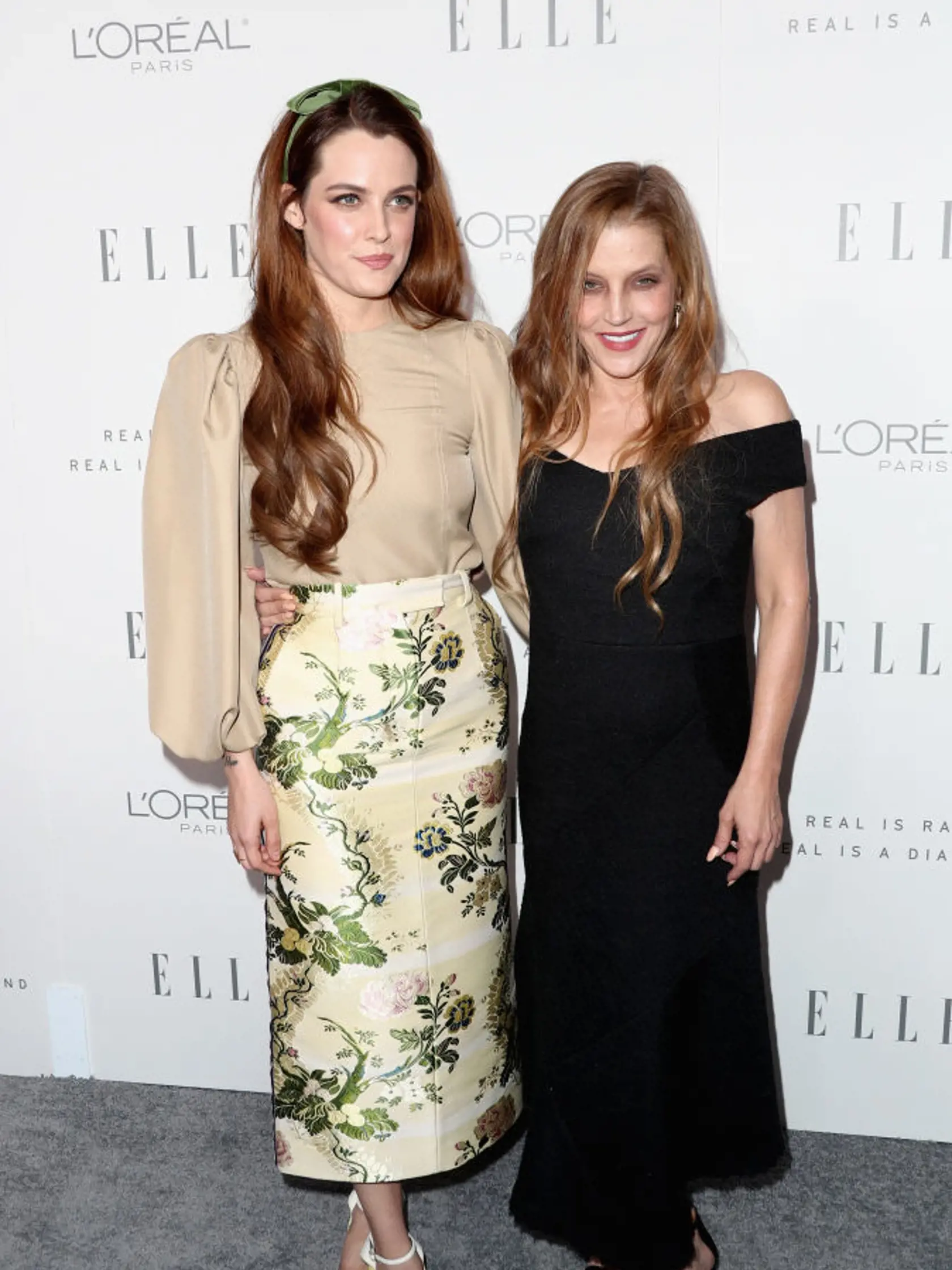 LOS ANGELES, CA - OCTOBER 16: Riley Keough (L) and Lisa Marie Presley attend ELLE's 24th Annual Women in Hollywood Celebration at Four Seasons Hotel Los Angeles at Beverly Hills on October 16, 2017 in Los Angeles, California.  (Photo by Frederick M. Brown/Getty Images)