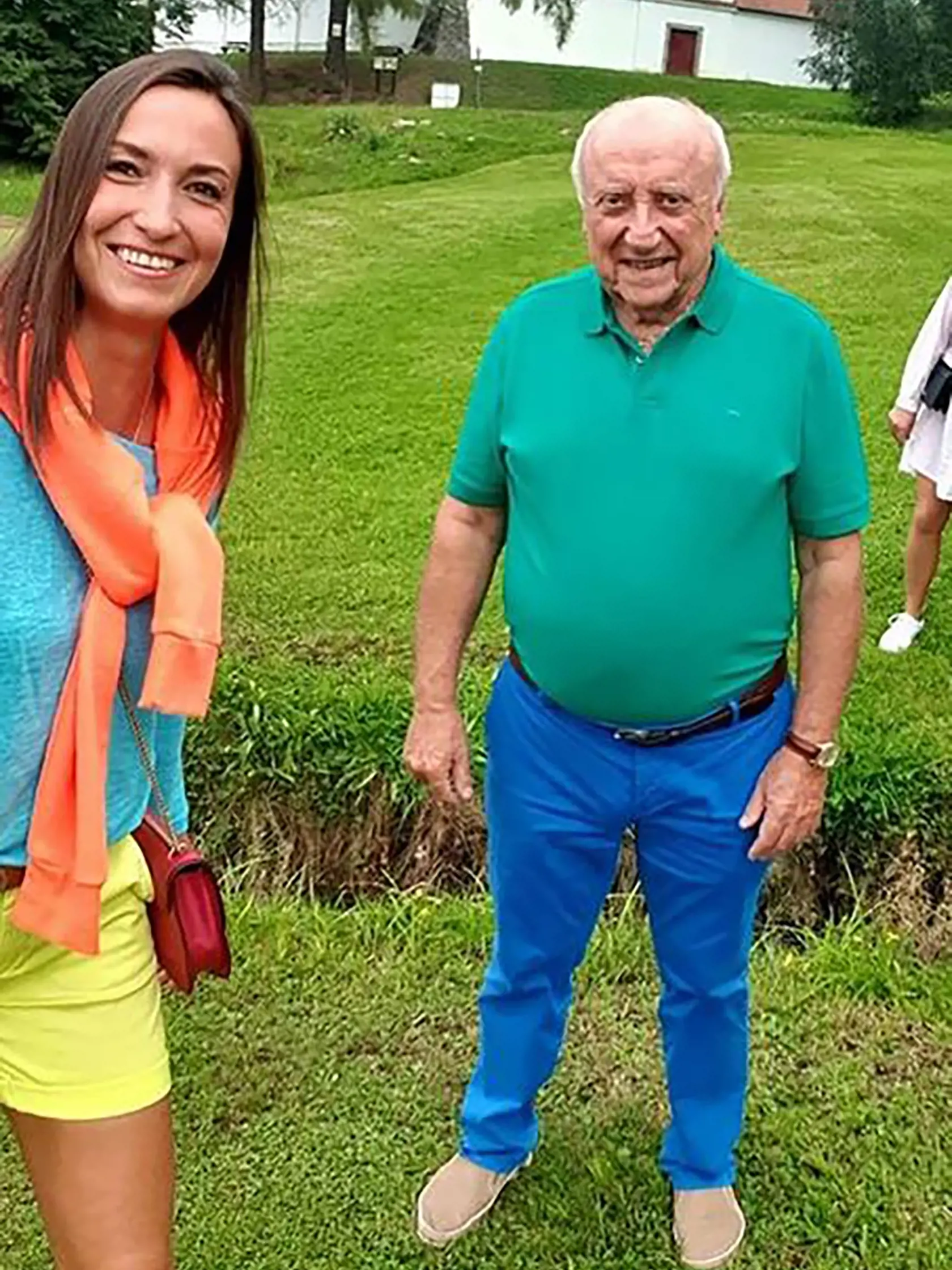 Vysmiata milenka: Lucie to teraz natrela opustenej Dáde.