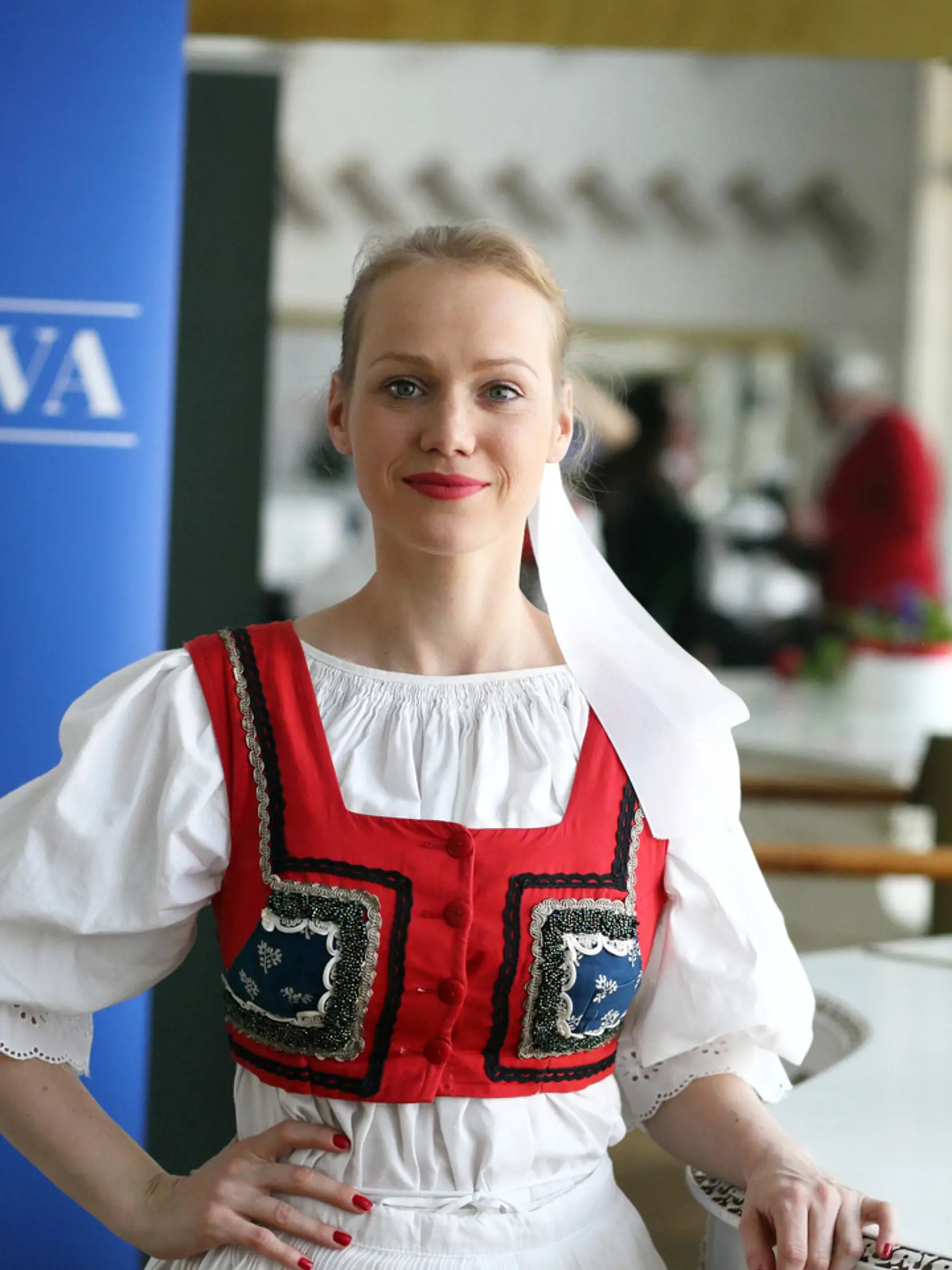 Krásna Dominika je mamou malej Amálky. Vôbec však na to nevyzerá...