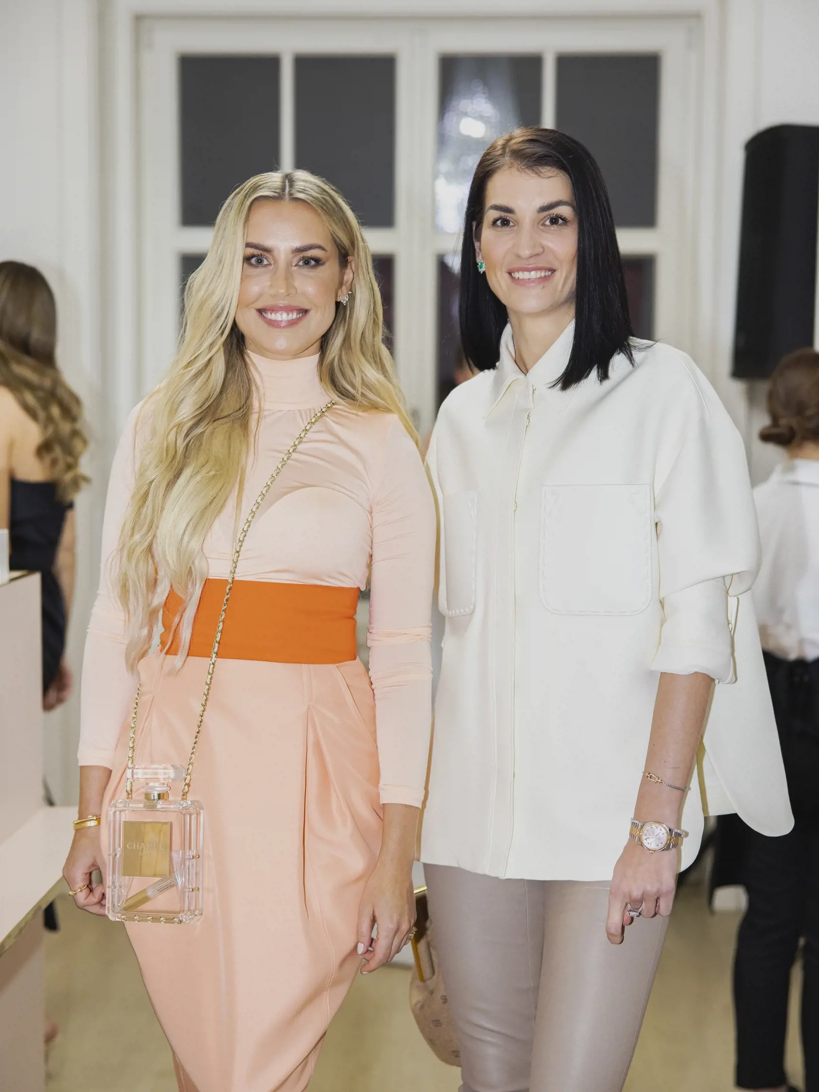 Na snímke Natália Selveková a Timea Szabóová.