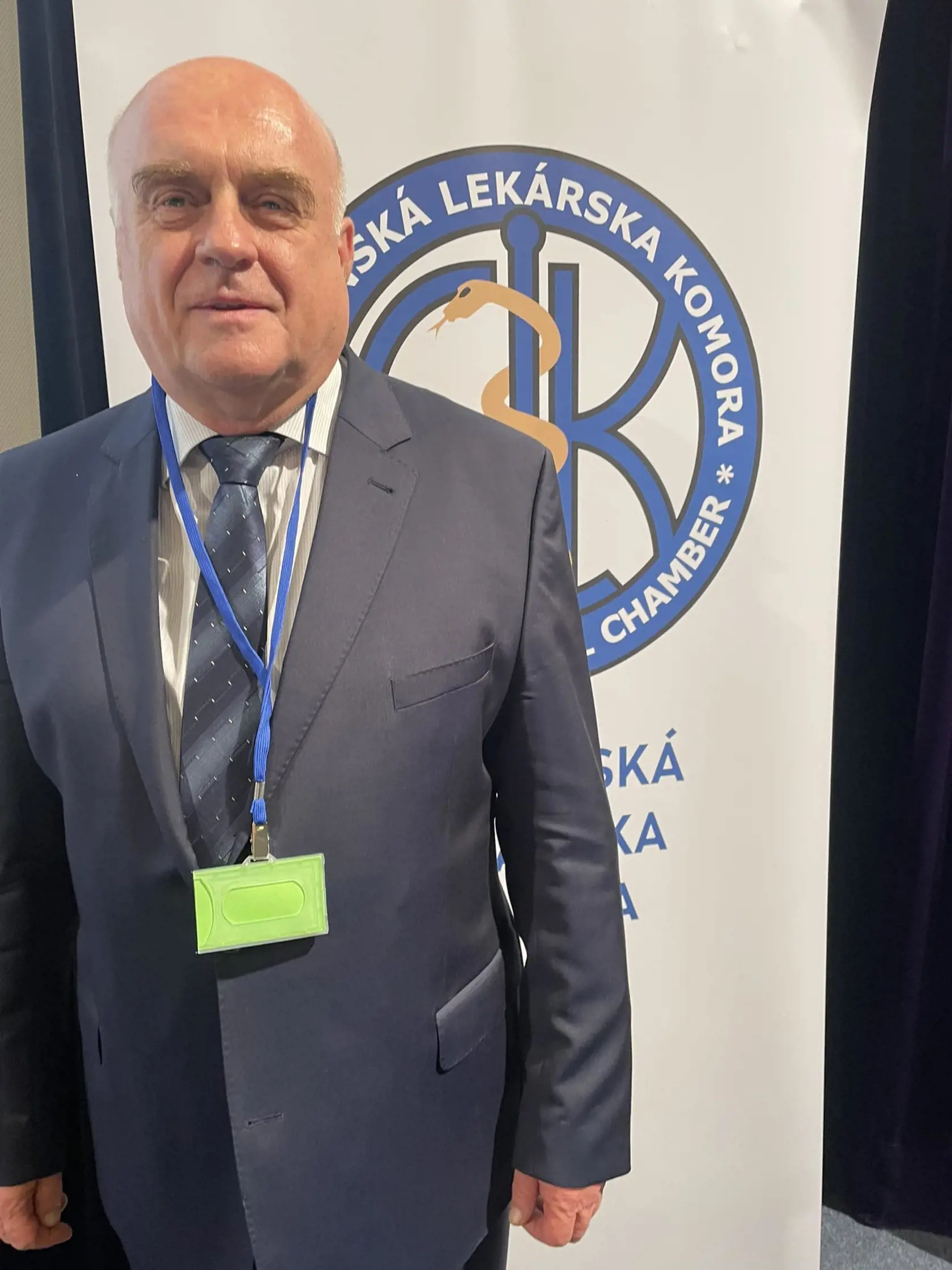 Novým prezidentom Slovenskej lekárskej komory sa stal Jaroslav Šimo.