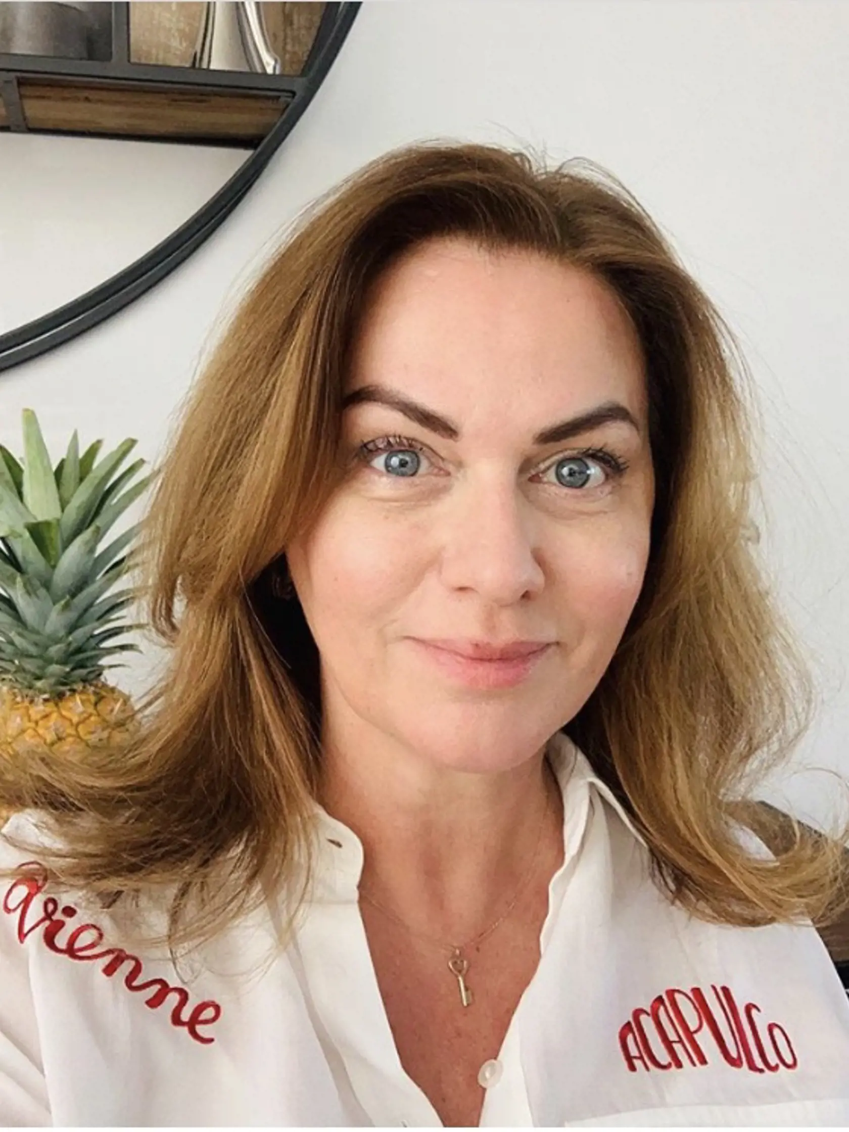 Monika Beňová na home office.