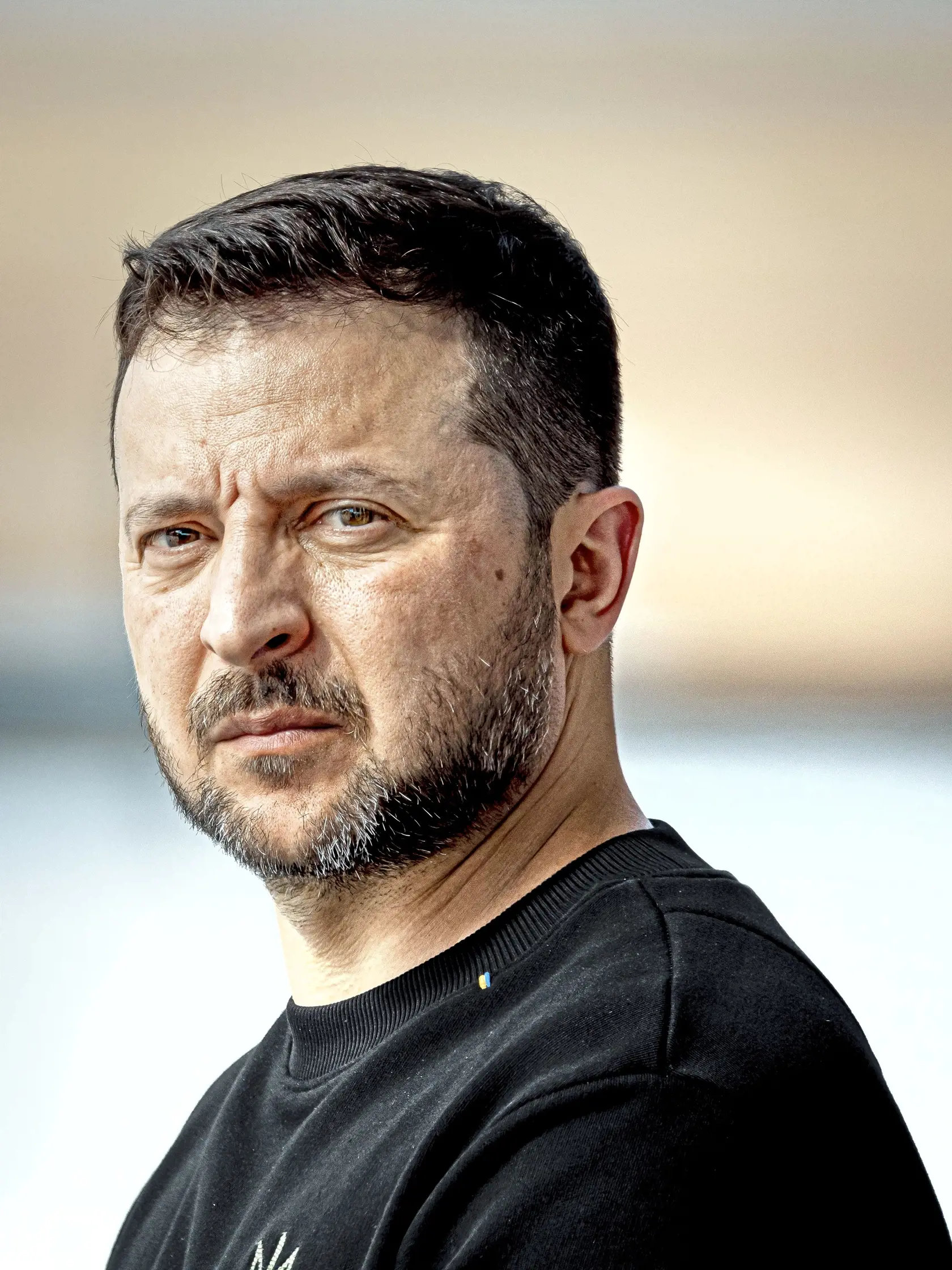 Volodymyr Zelenskyj musí dokázať, že je ochotný rokovať o mieri.