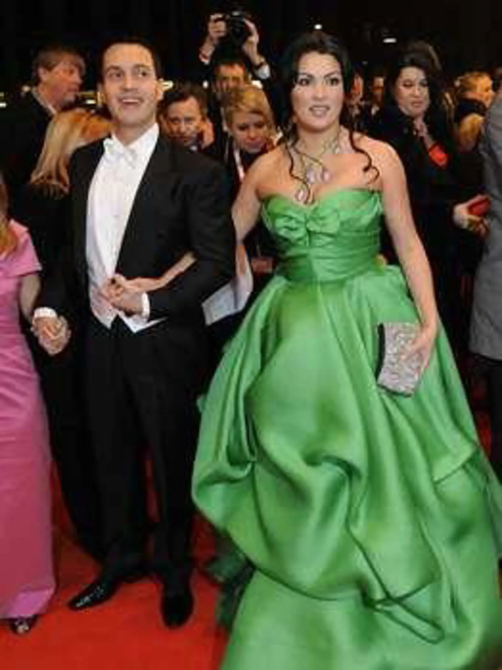Operná hviezda Anna Netrebko s manželom na viedenskom Opernballe.