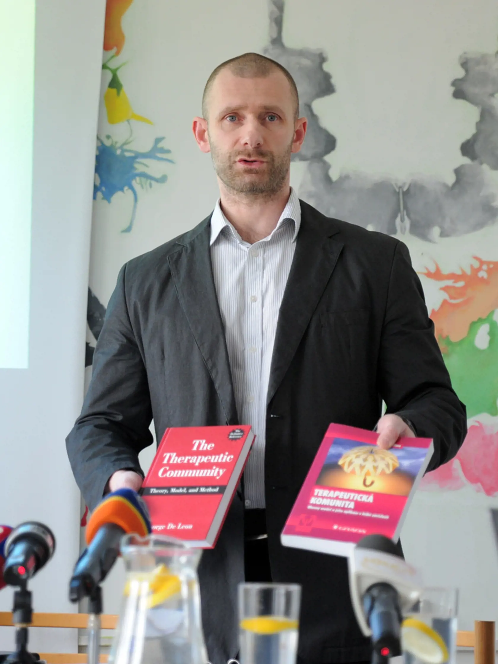Riaditeľovi Čistého dňa sa exposlancove konanie nepáči, obrátil sa na komoru s podnetom.