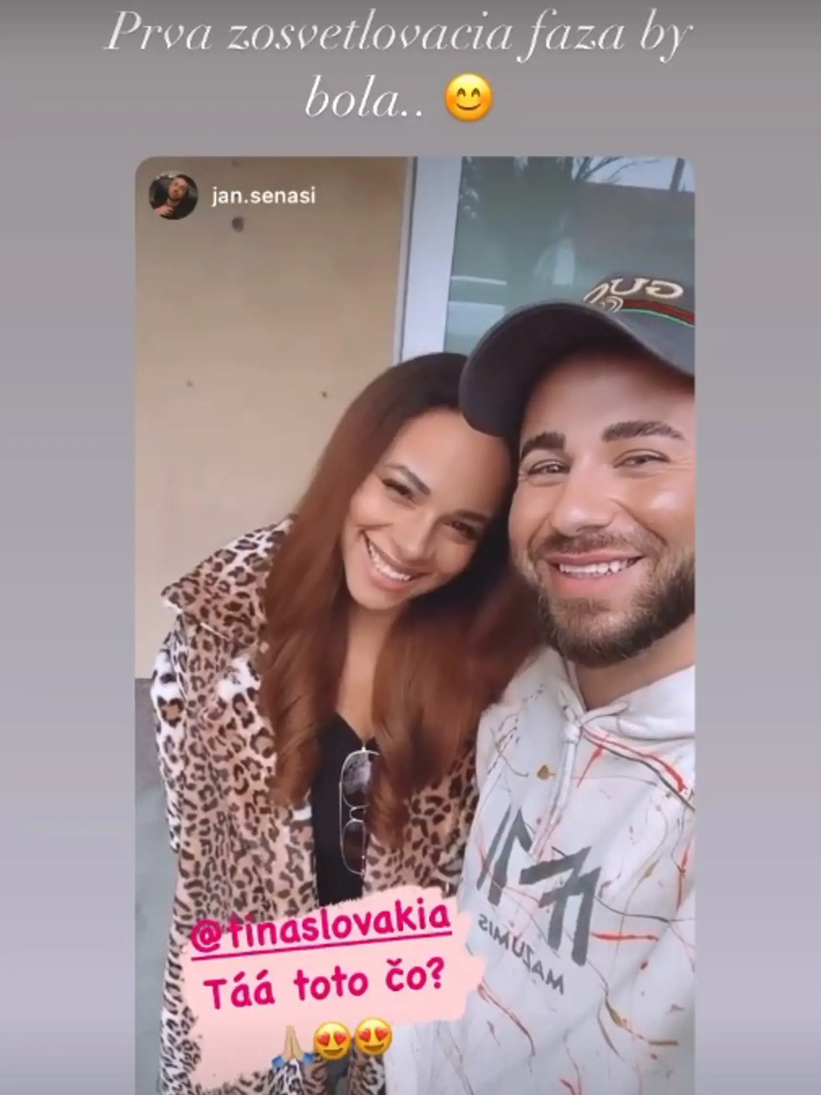 Tina s novými vlasmi