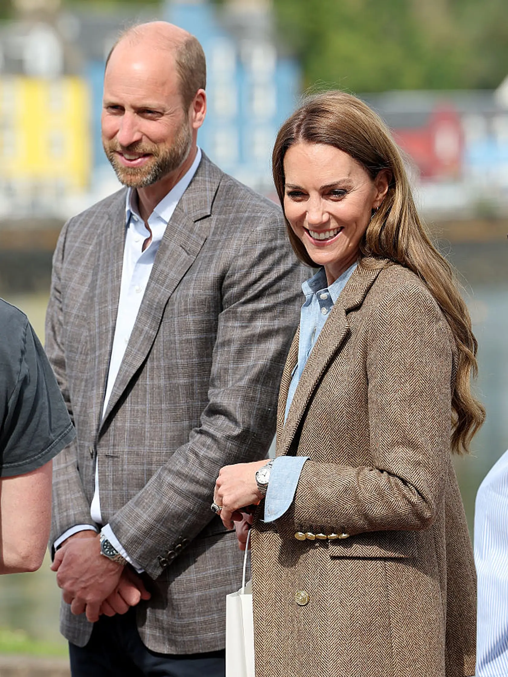 Princ William a princezná Kate sa vrátili na výročie svadby do Škótska, kde sa pred vyše 20 rokmi stretli ako študenti. Opäť to medzi nimi zaiskrilo. Veľa sa spolu smejú. 