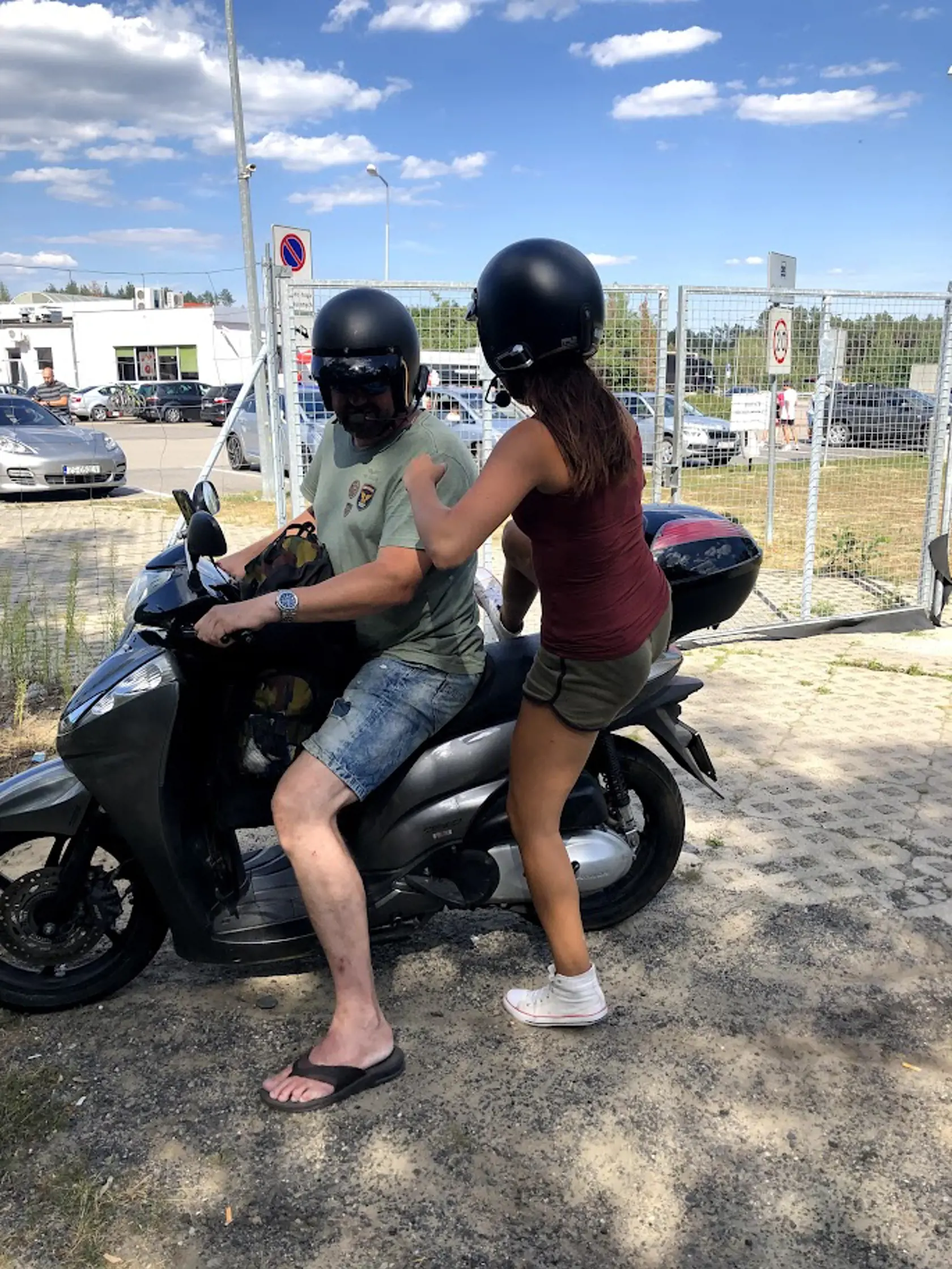 Kamila má rada dobrodružstvo. Vo Švédsku zažila polárnu žiaru, z Nórska cestovala domov stopom.