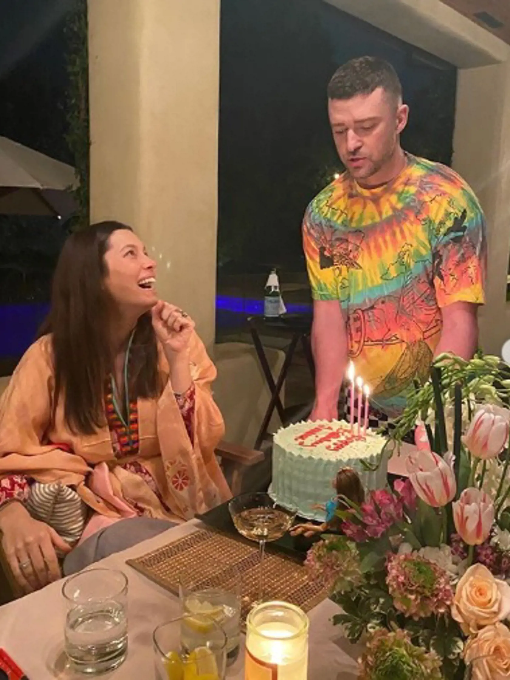 Takto Jessice zablahoželal manžel Justin Timberlake.