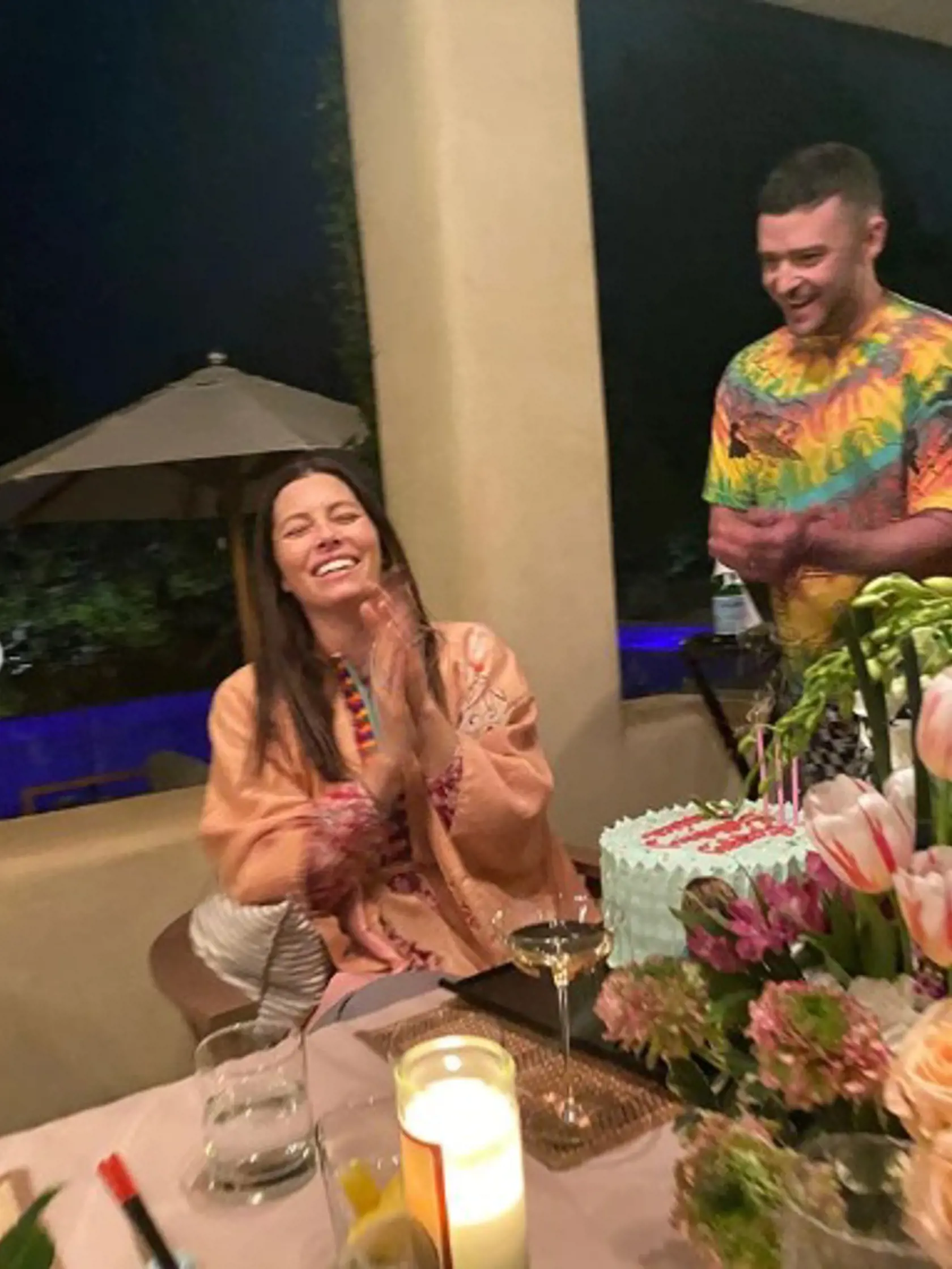 Takto Jessice zablahoželal manžel Justin Timberlake.