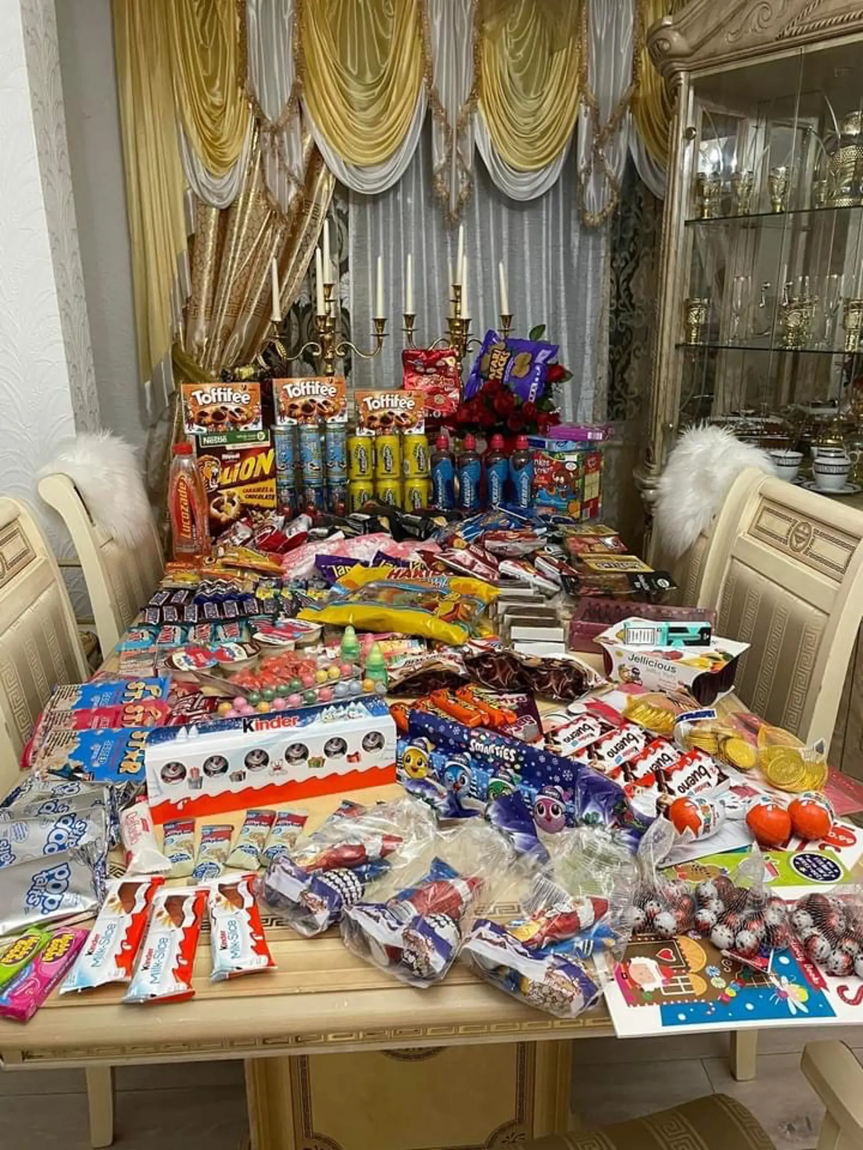 Prichystaná vianočná hostina u Balážovcov.