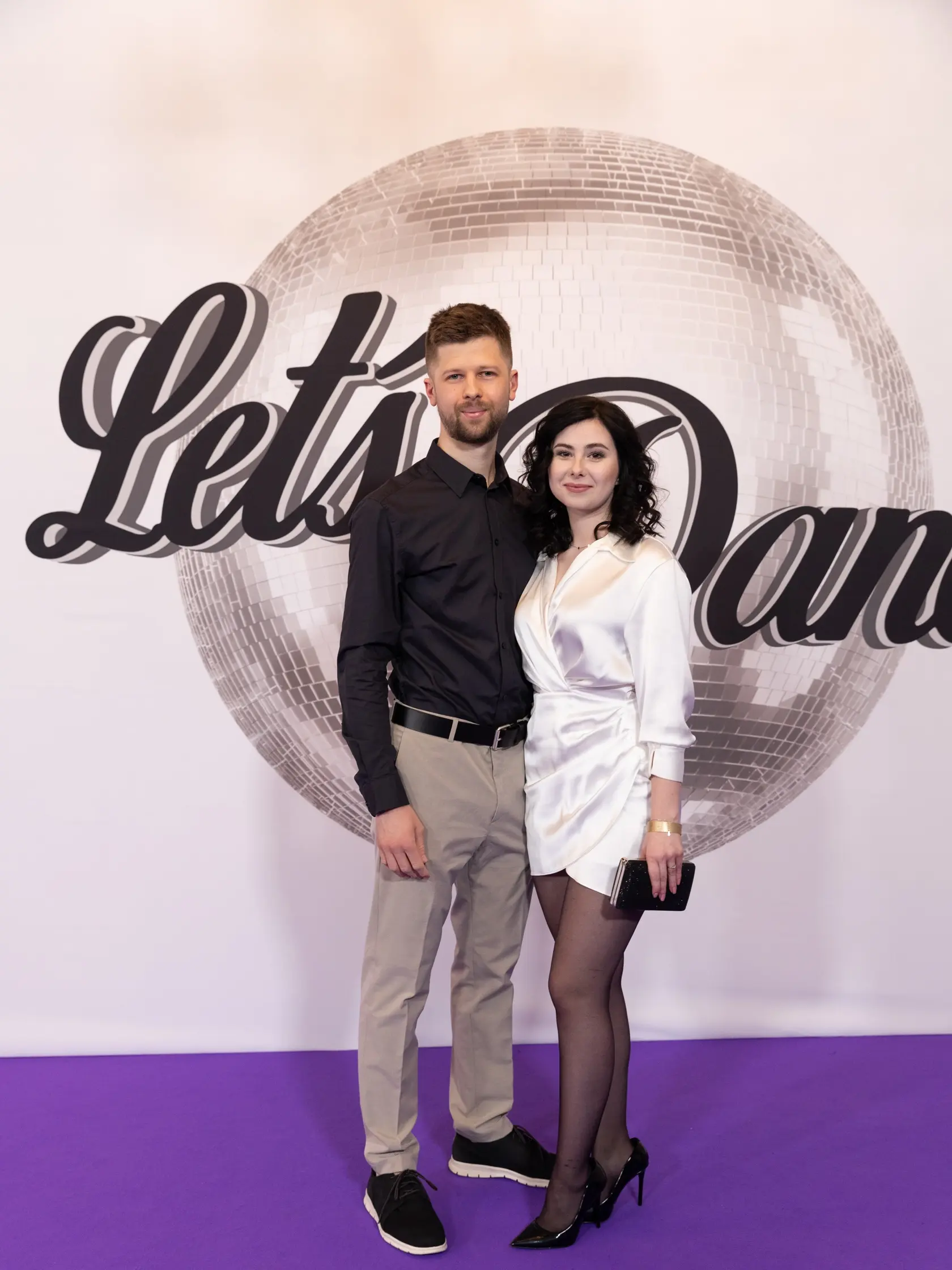 Herečka Diana Ristová sa zasnúbila s kameramanom Volodymyrom Ostapetsom.