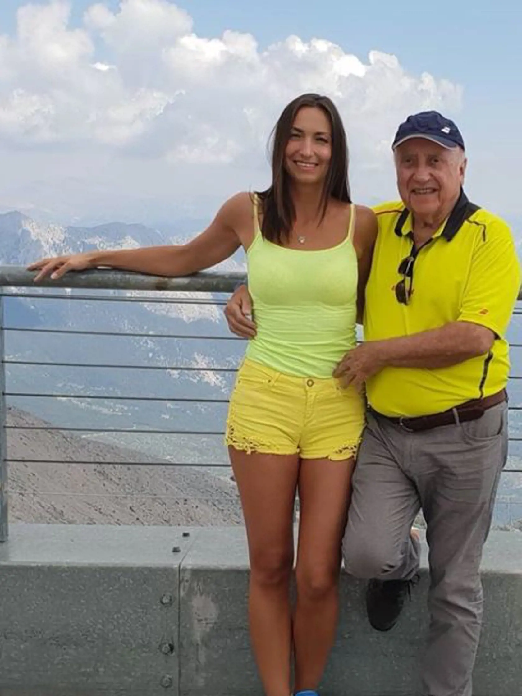 Felix Slováček a Lucie Gelemová sú v poslednom čase takto farebne zladení.