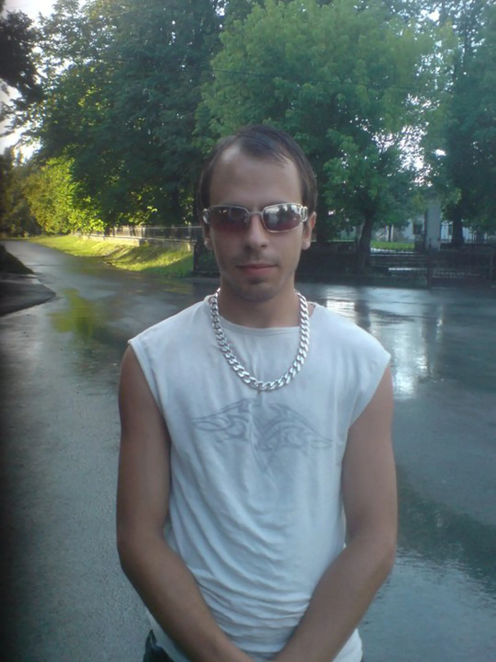 DJ Andrej zhodil dlhé vlasy. Spoznali by ste ho dnes?