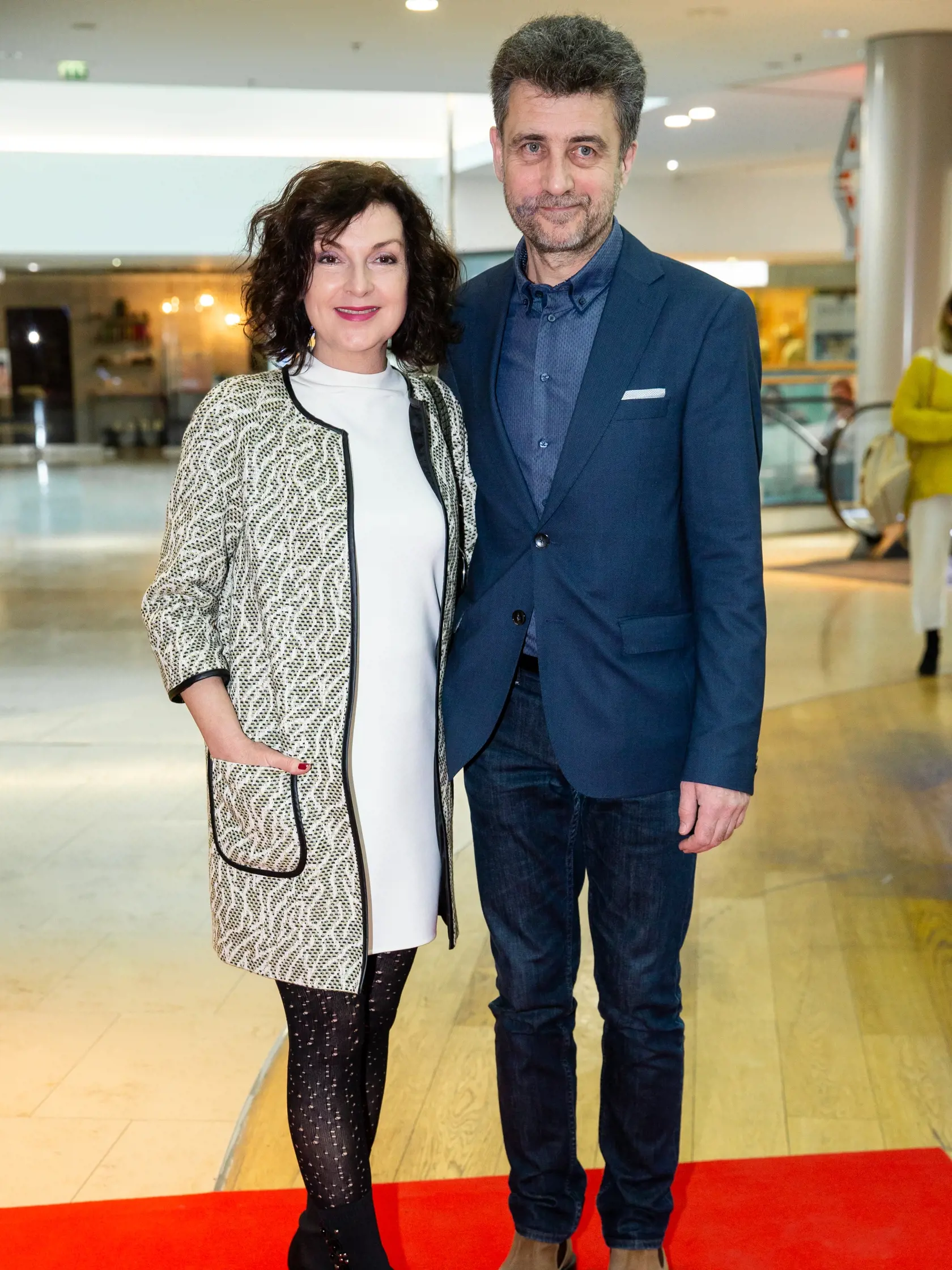 Premiéra českej komédie "Teroristka" v jednom s bratislavských kinosál. Na snímke Beáta Dubasová s manželom Andrejom Andrašovanom.