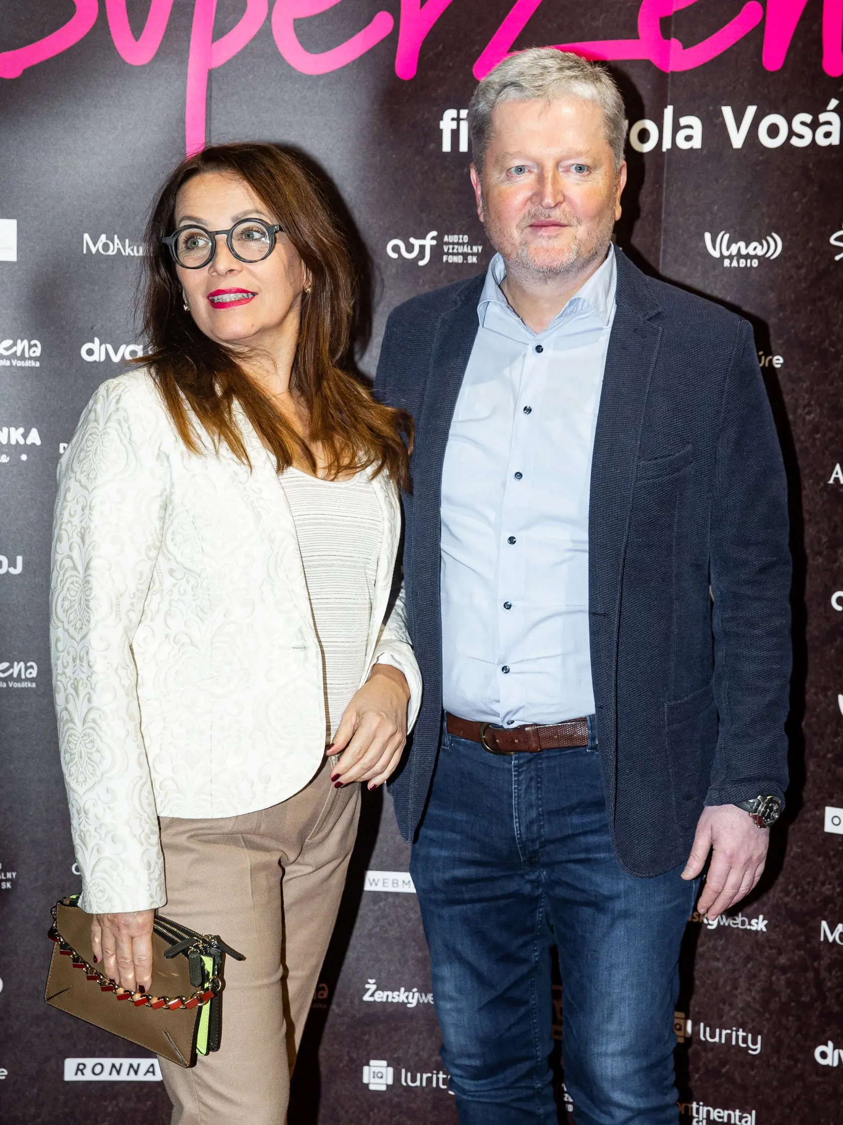 Premiéra filmu  Superžena v Bratislave. Peter Sklár s manželkou.