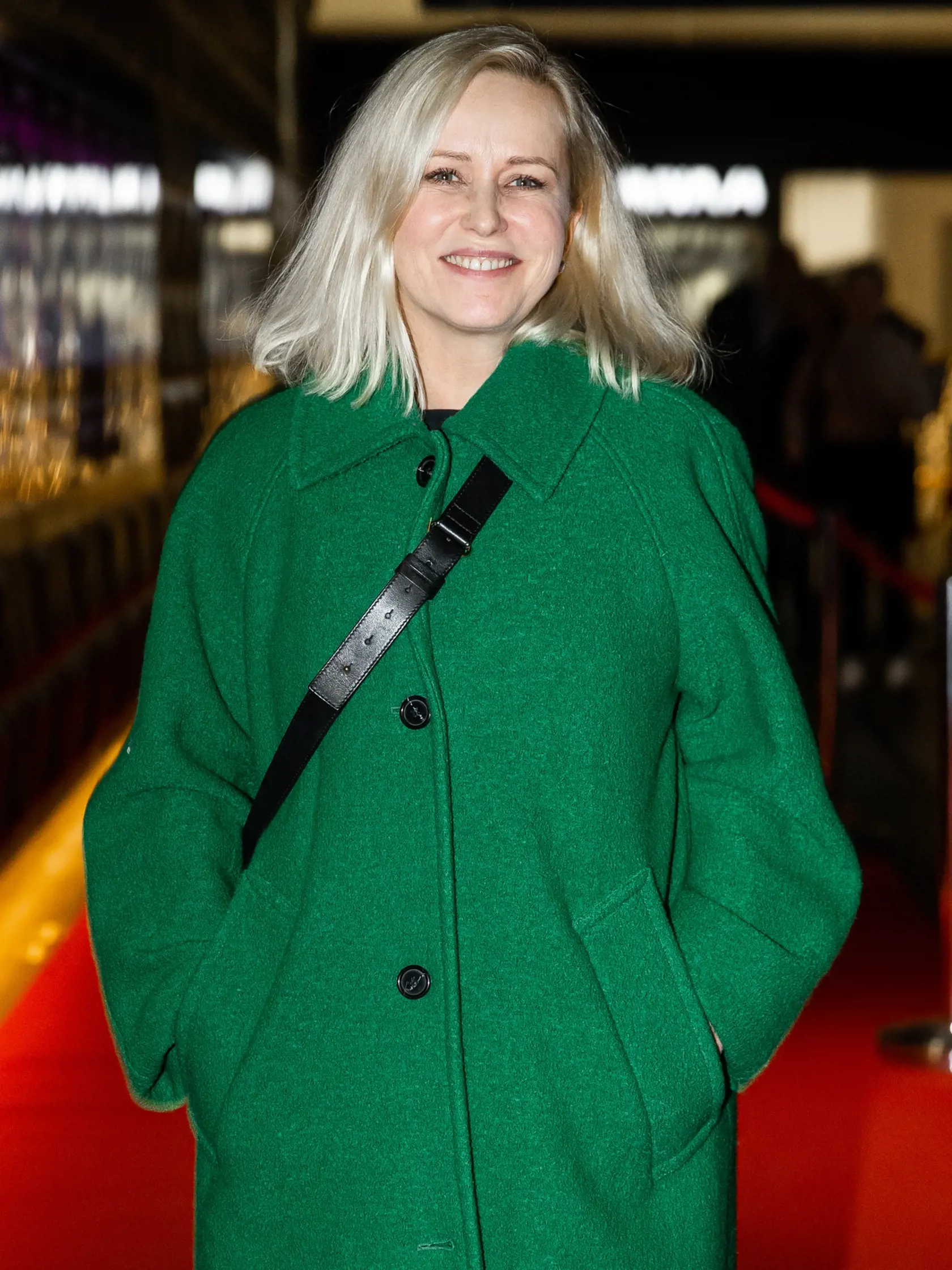 Premiéra filmu  Superžena v Bratislave si nenechala ujsť ani Michaela Čobejová (52). V zelenom trendy kabáte krásne žiarila.