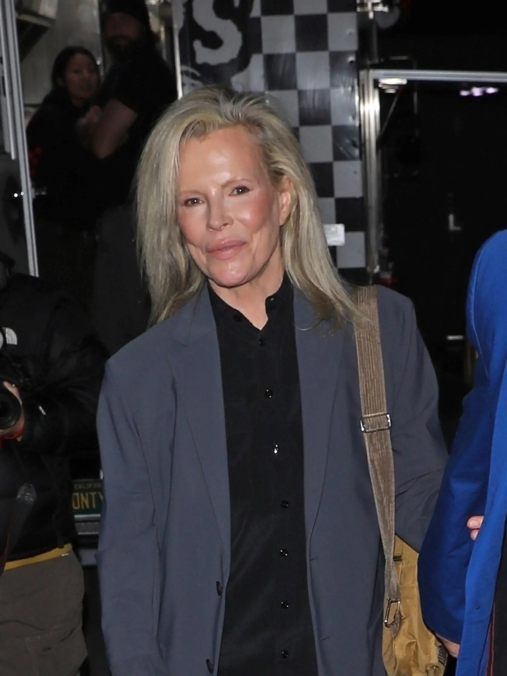 Videli ste ako vyzerá Kim Basinger dnes? Veď ona sa už na seba nepodobá! Môžu za to plastiky?