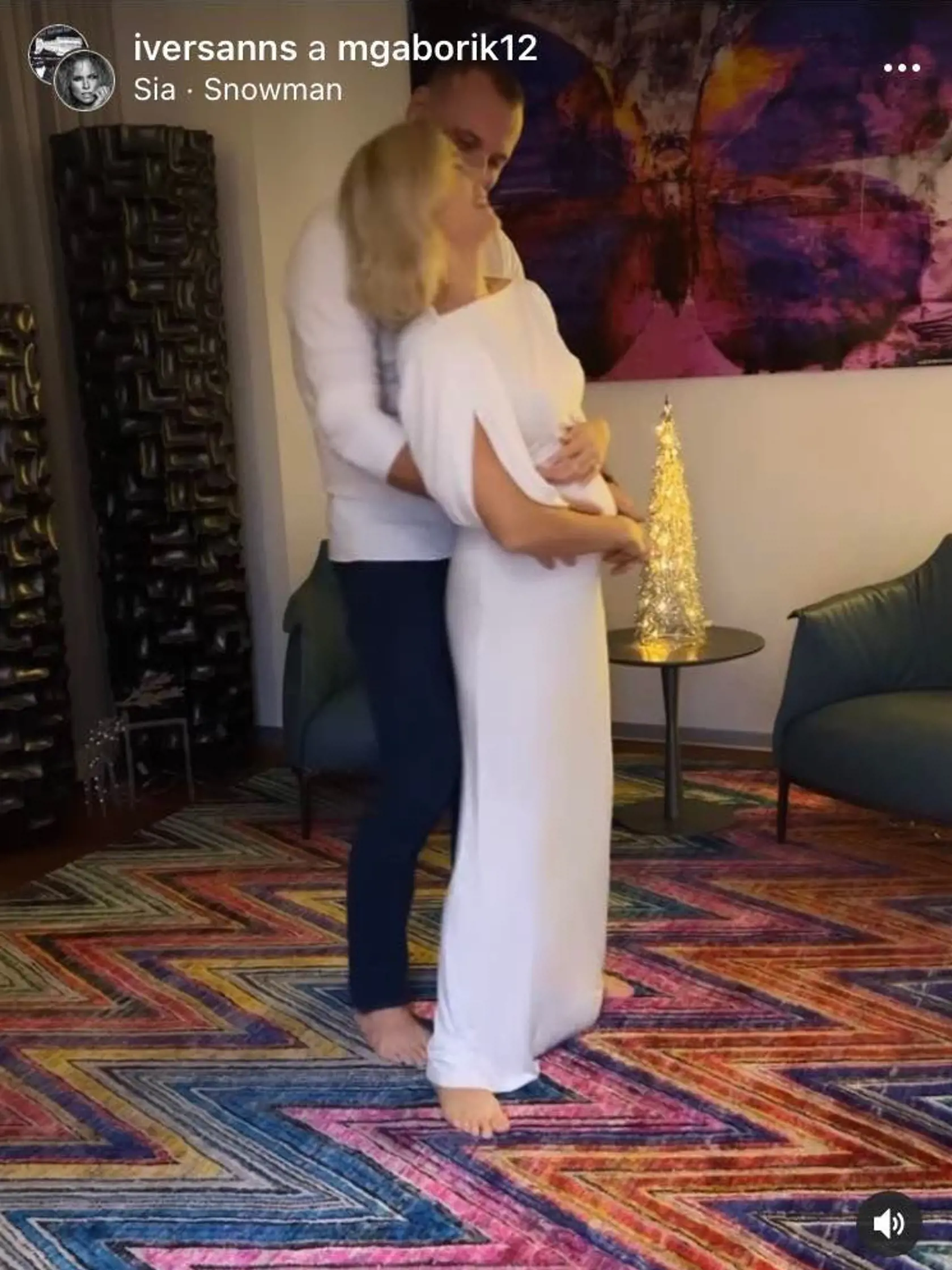 Ivana Gáborík deň pred Vianocami prezradila, že čaká druhé dieťatko.