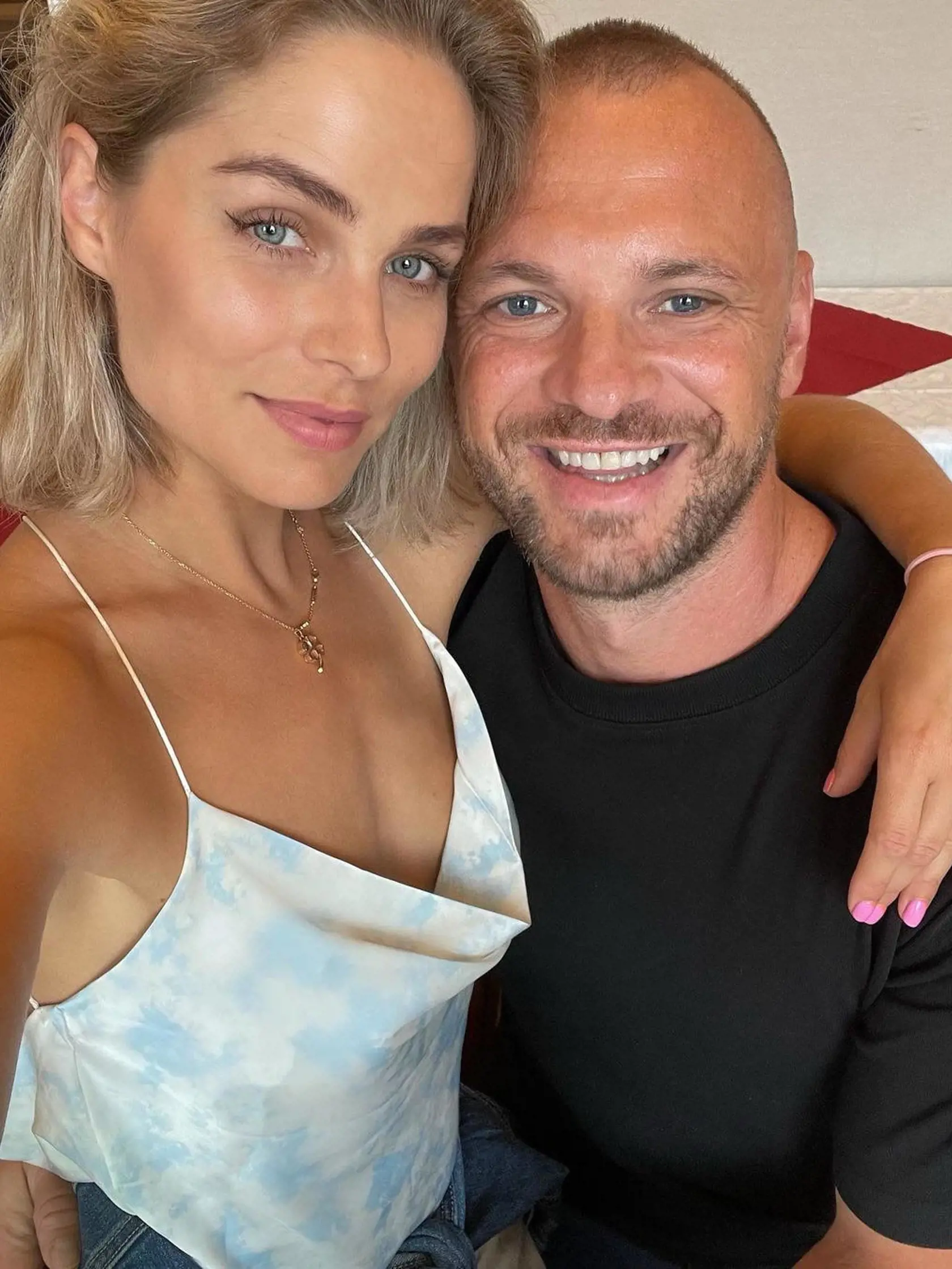 Manželia Ivana Gáborík a Marián Gáborík budú onedlho dvojnásobnými rodičmi.